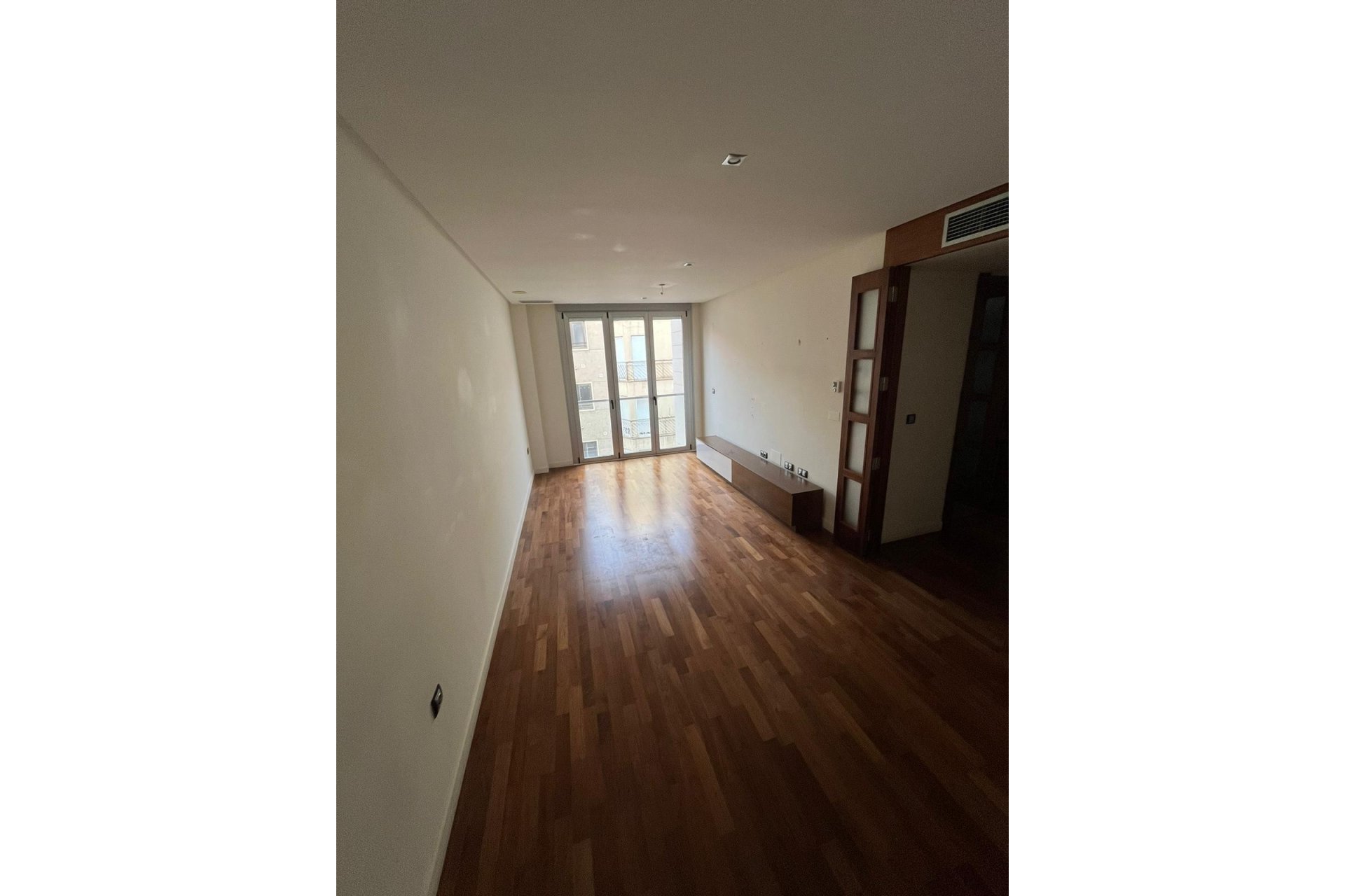 Obra nueva - Apartamento / piso - Elche
