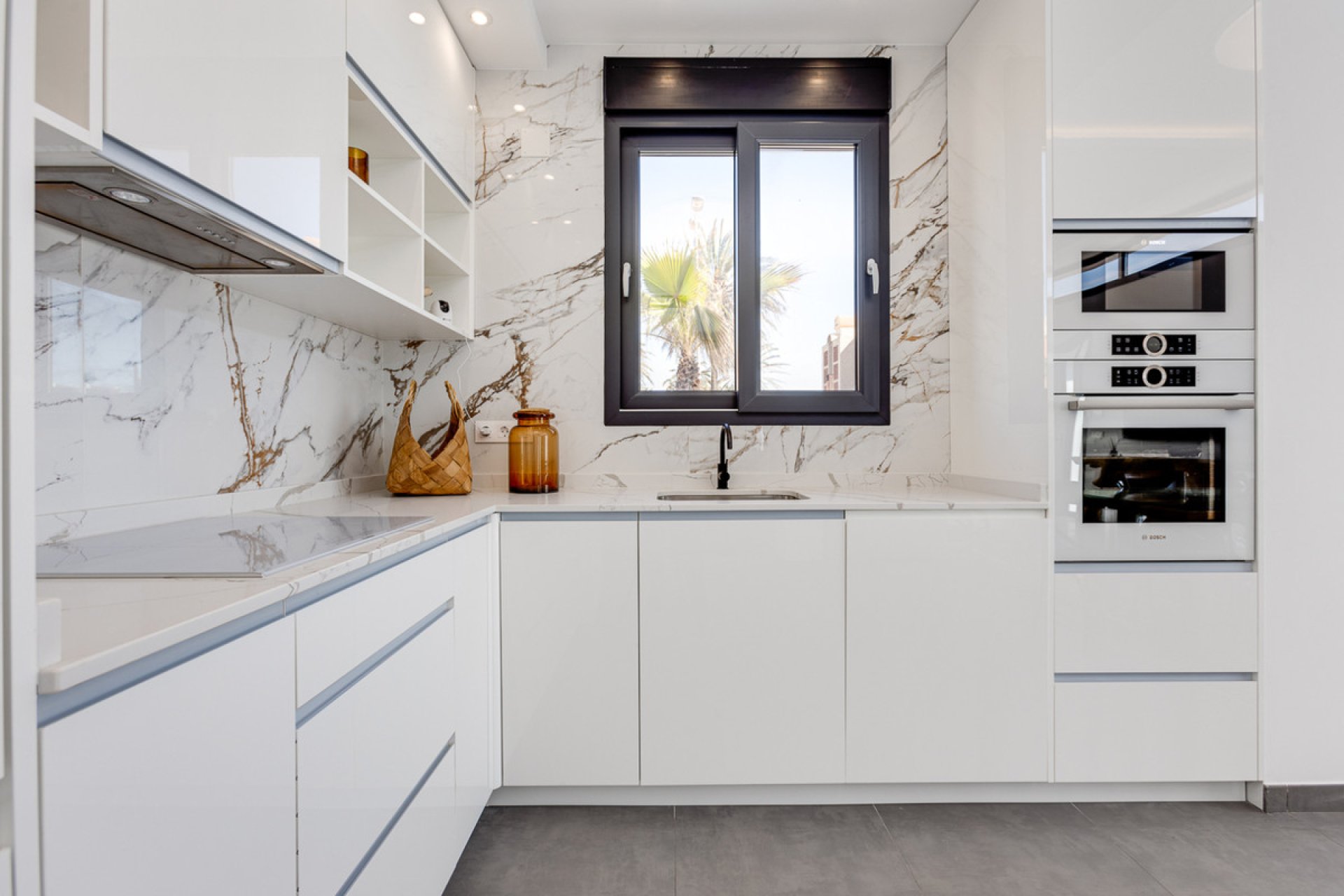 Obra nueva - Casa - Torrevieja