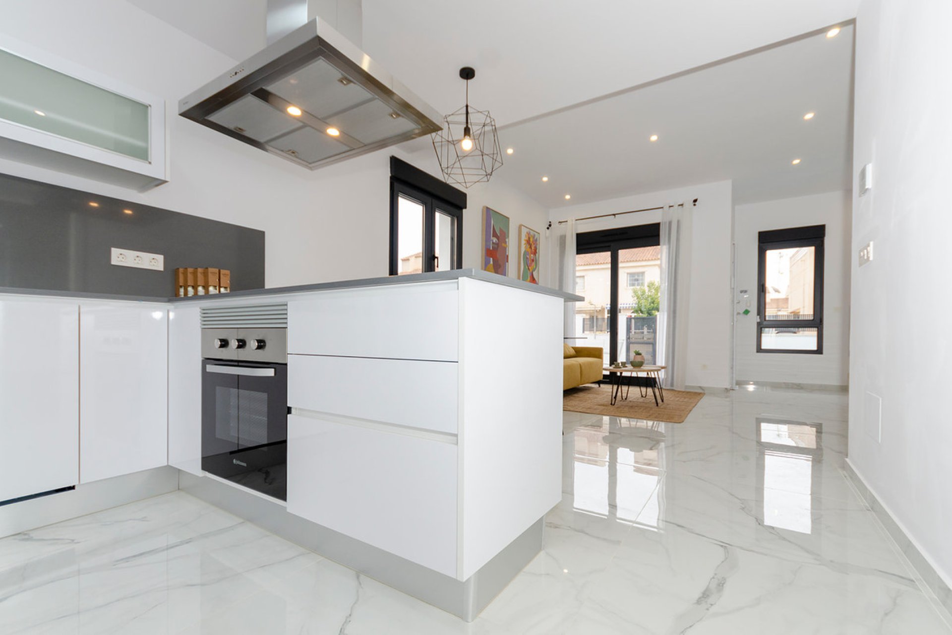 Obra nueva - Casa - Torrevieja