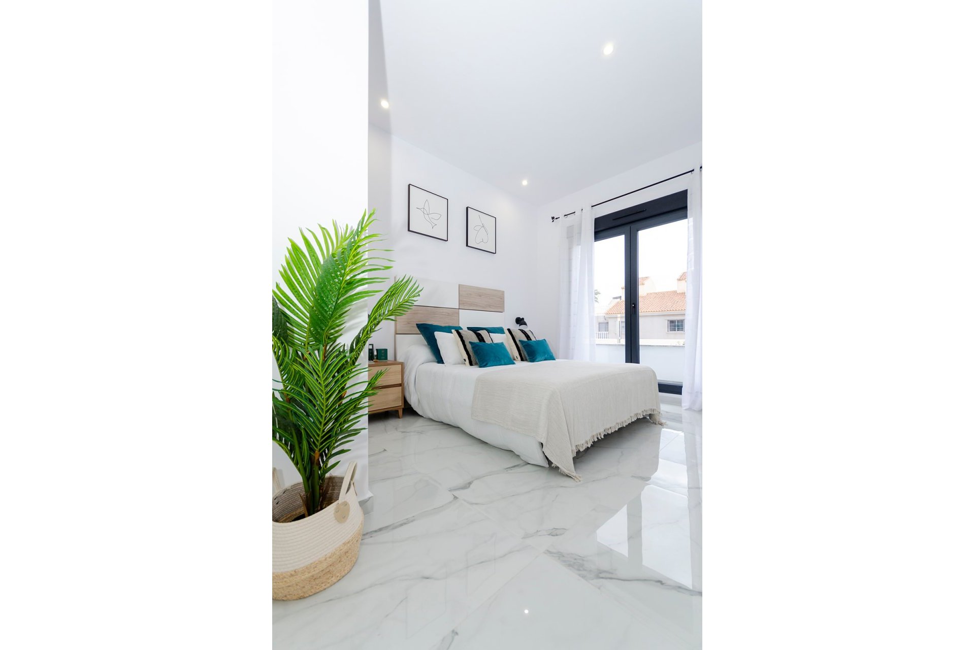 Obra nueva - Casa - Torrevieja