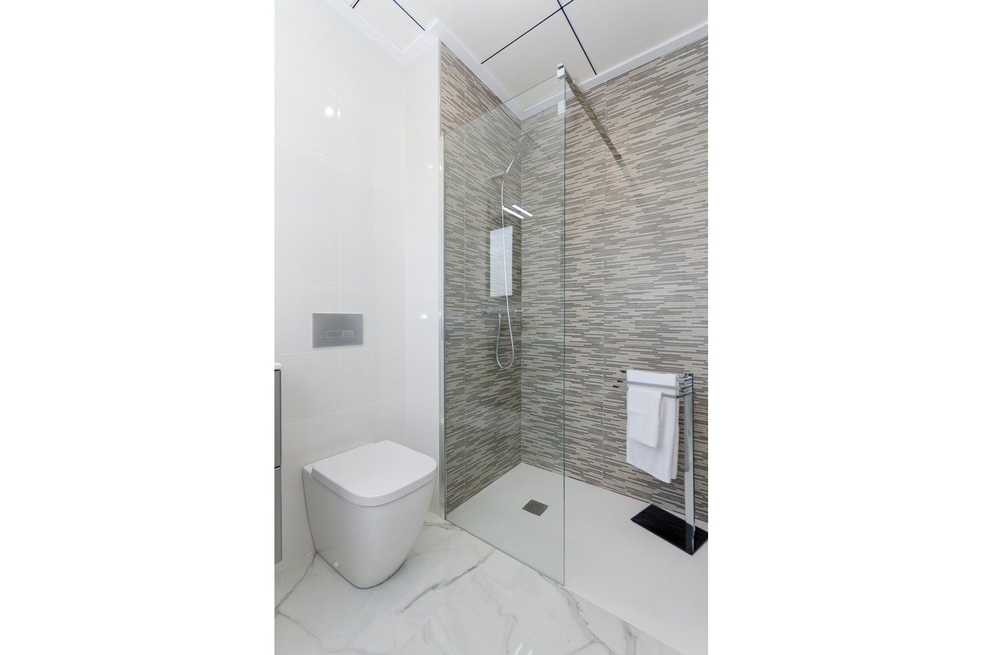 Obra nueva - Casa - Torrevieja