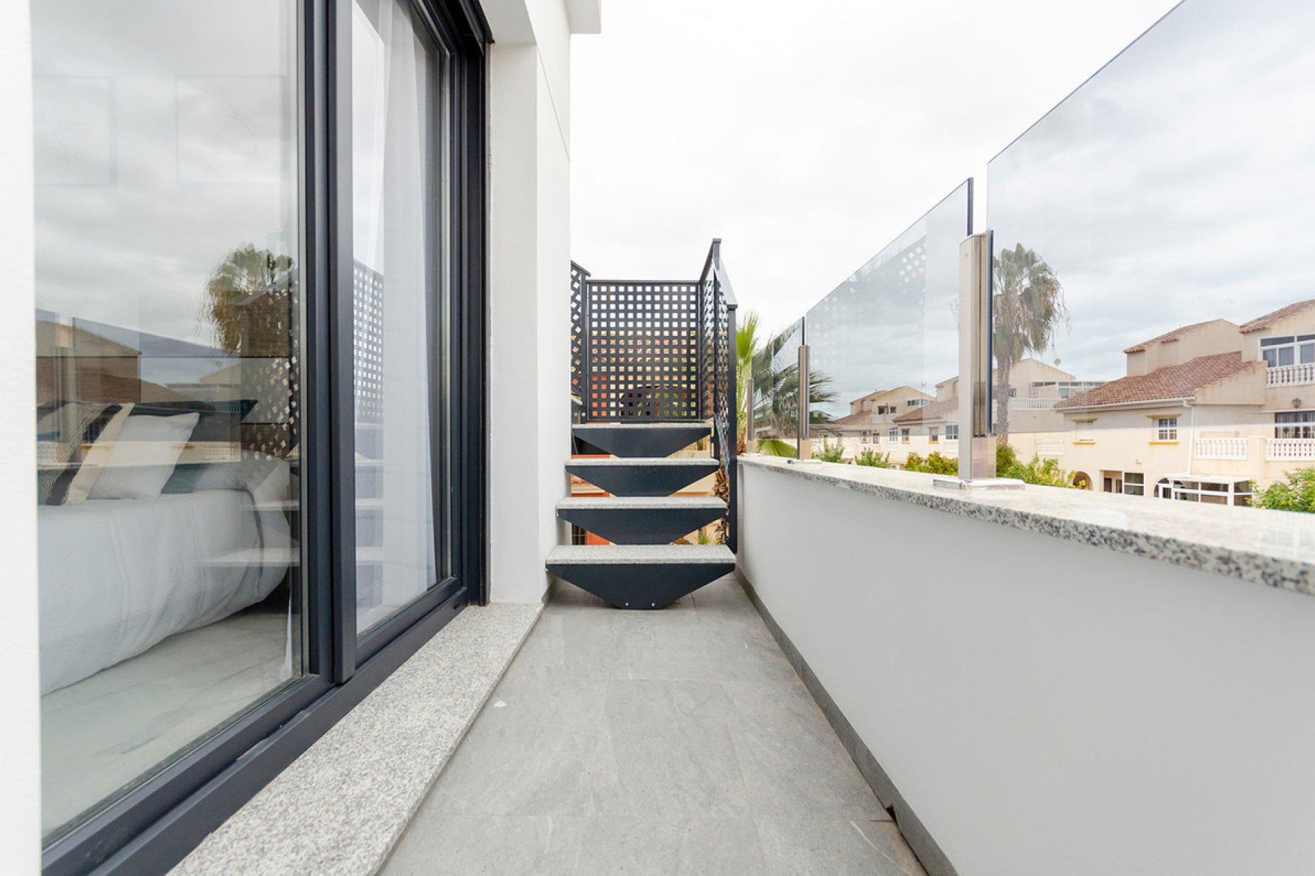 Obra nueva - Casa - Torrevieja