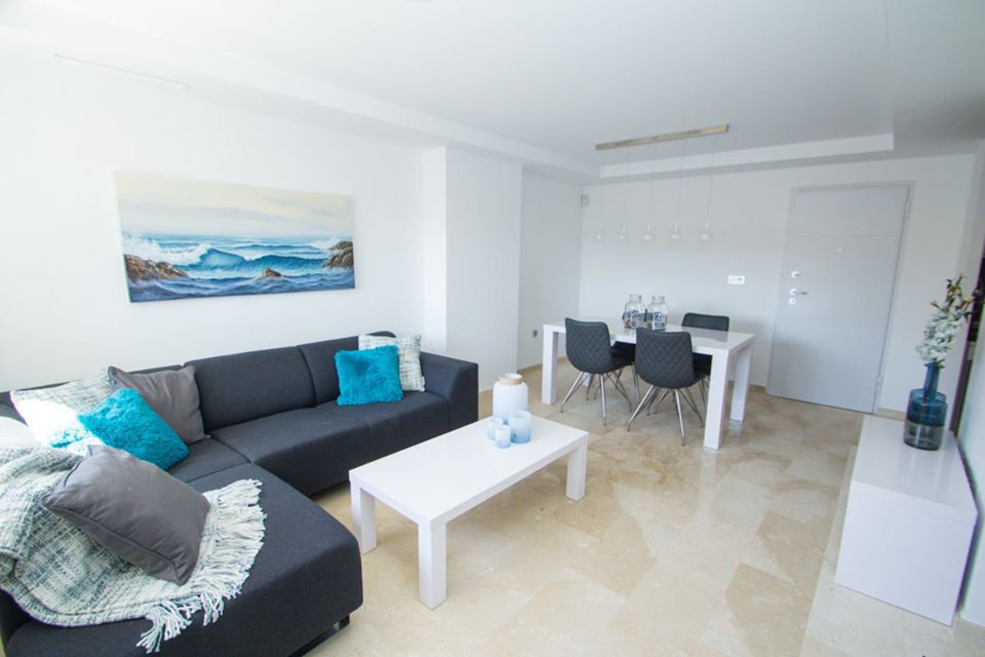 Resale - Apartment / flat - Villamartin