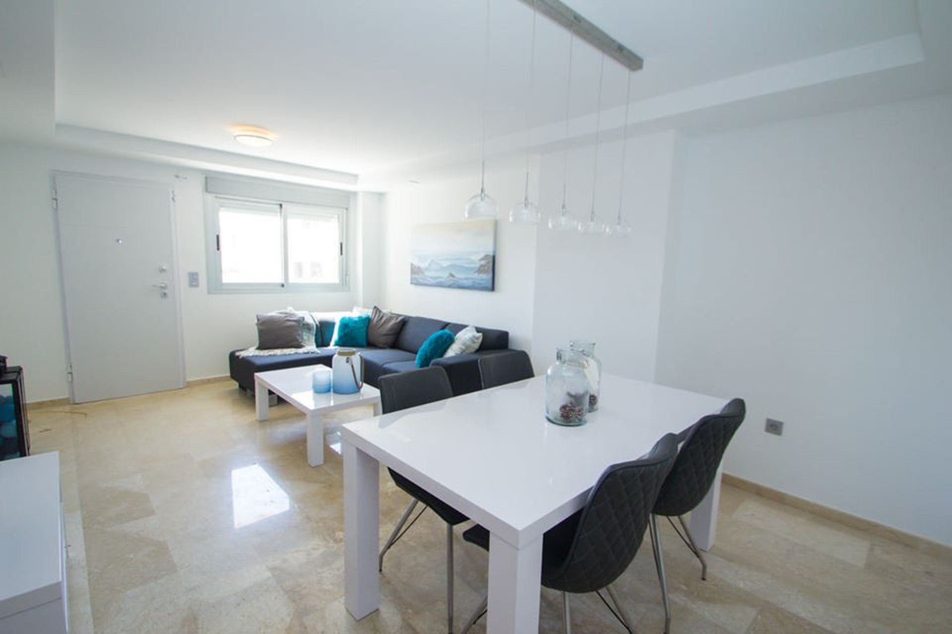 Resale - Apartment / flat - Villamartin