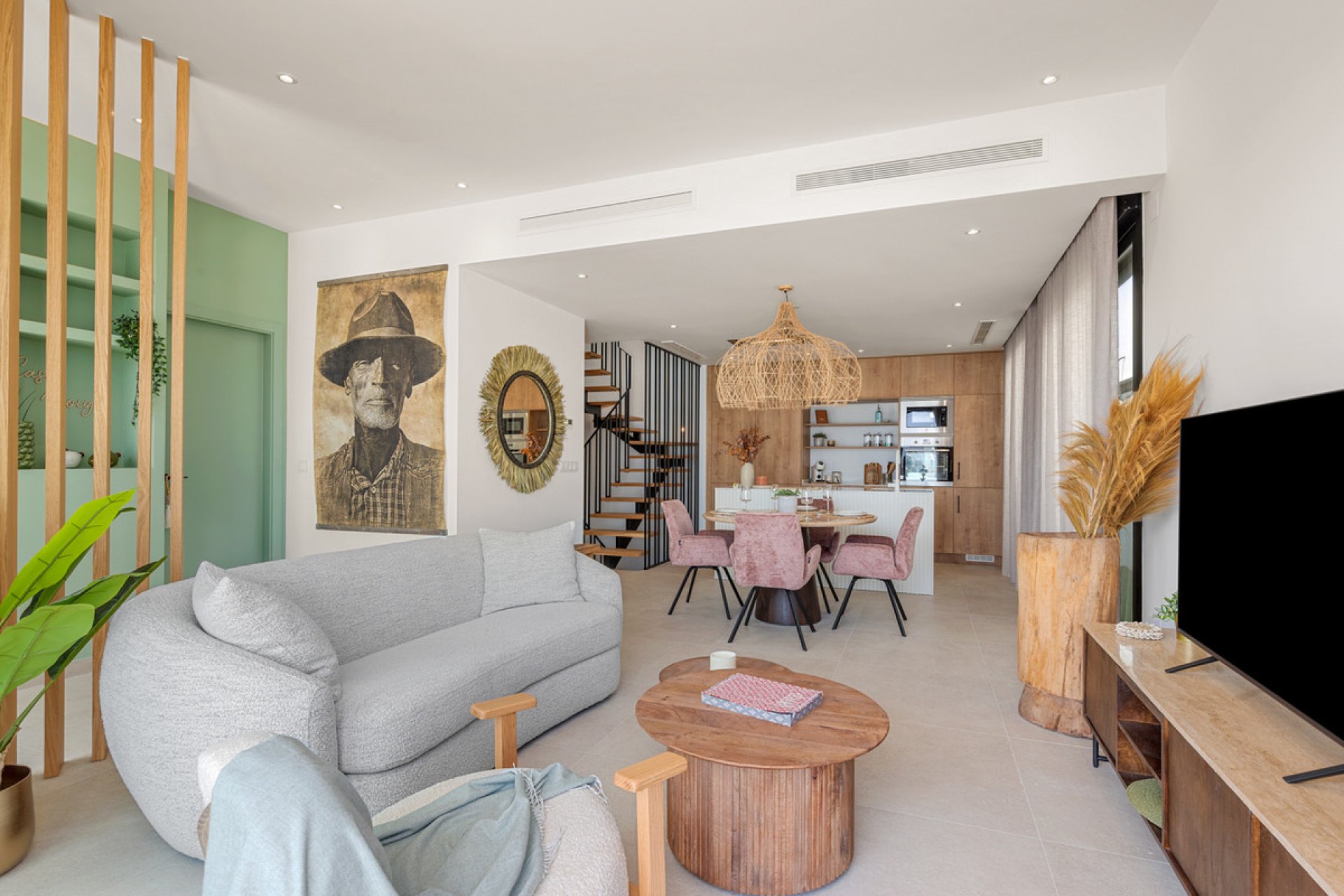 Resale - House - Dolores