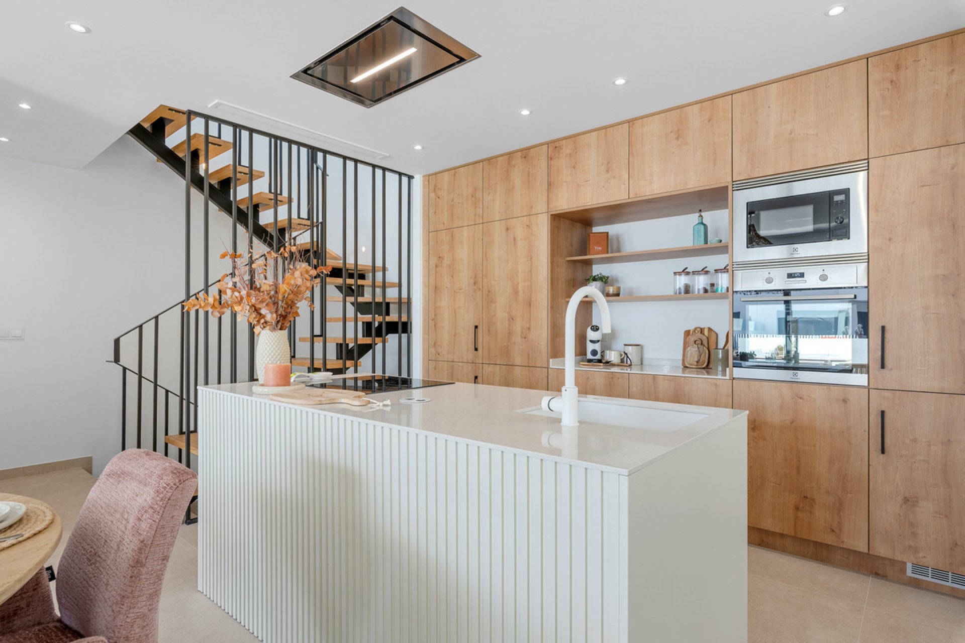 Resale - House - Dolores