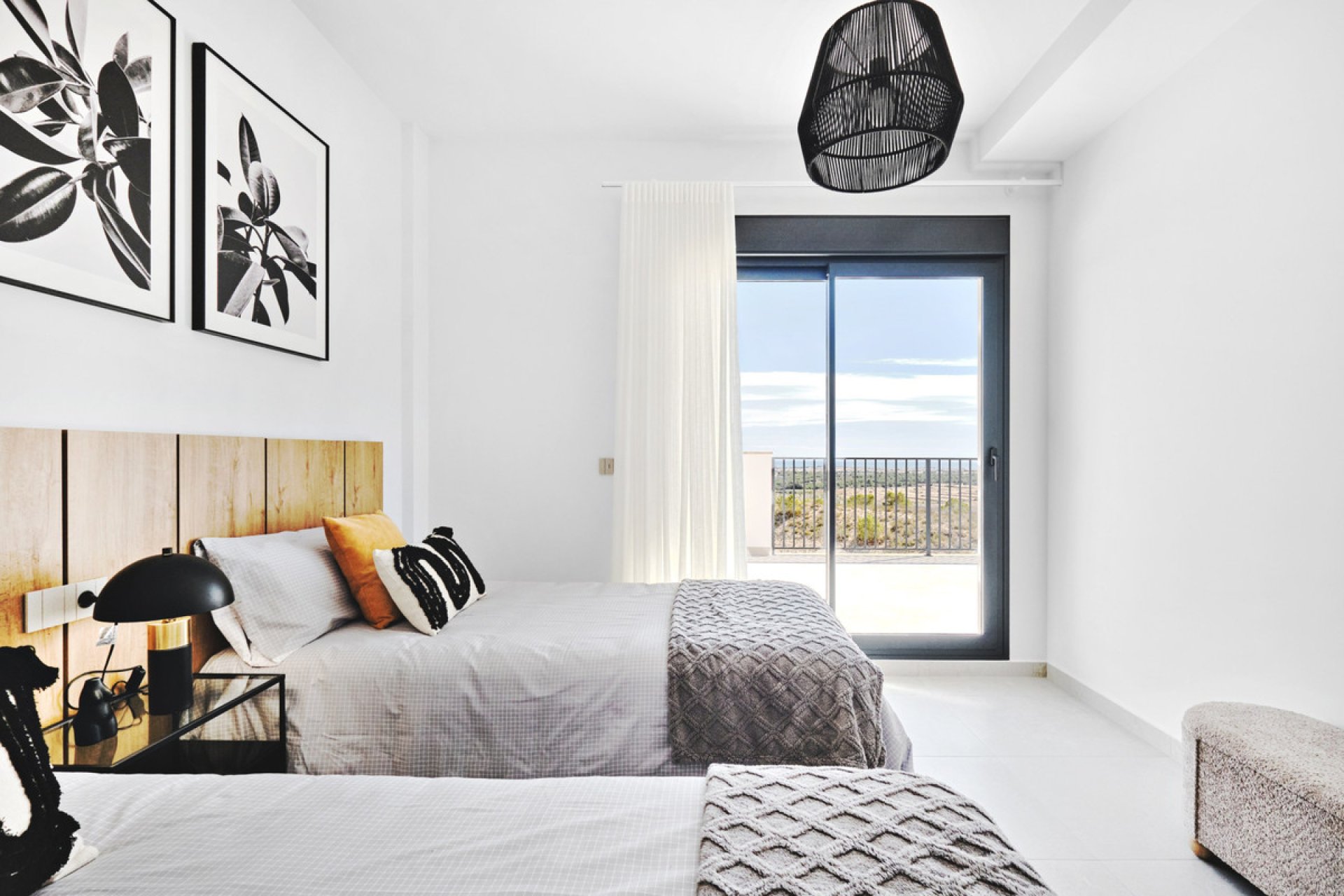 Resale - House - San Miguel de Salinas