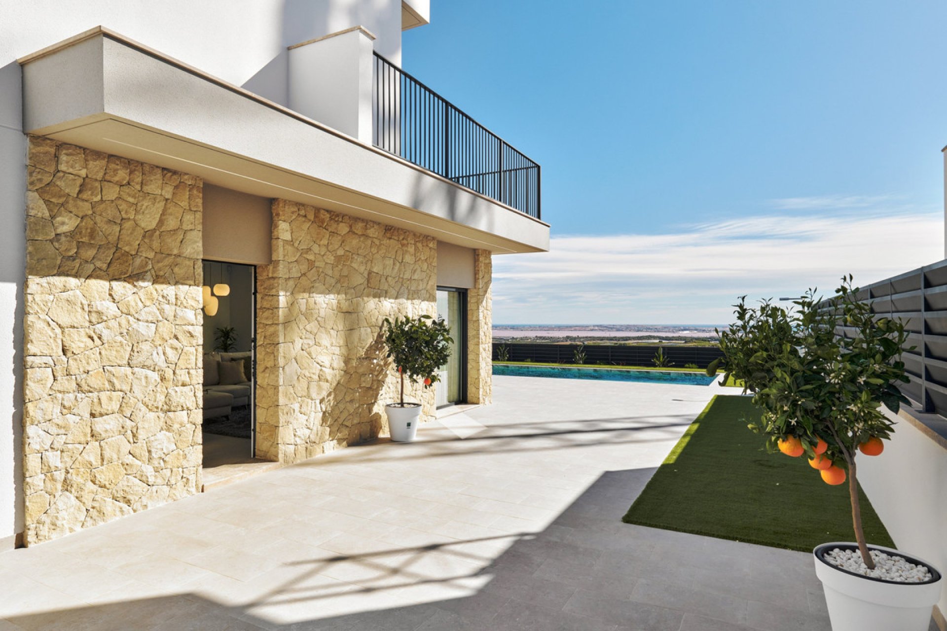 Resale - House - San Miguel de Salinas