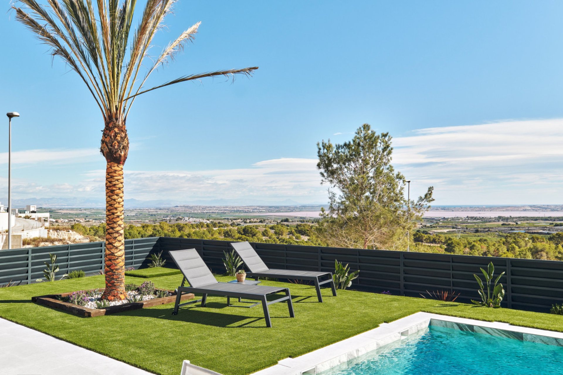Resale - House - San Miguel de Salinas