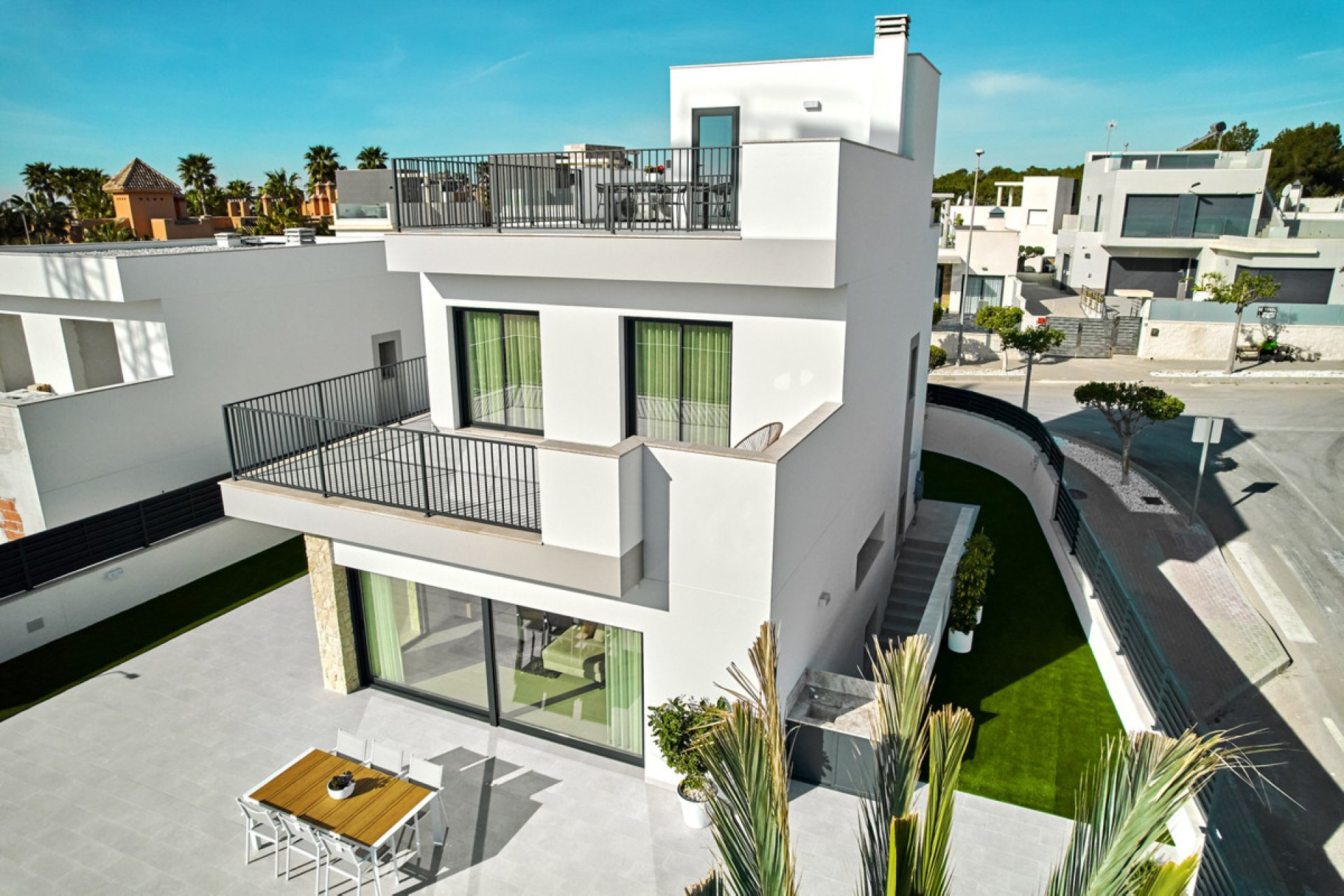 Resale - House - San Miguel de Salinas