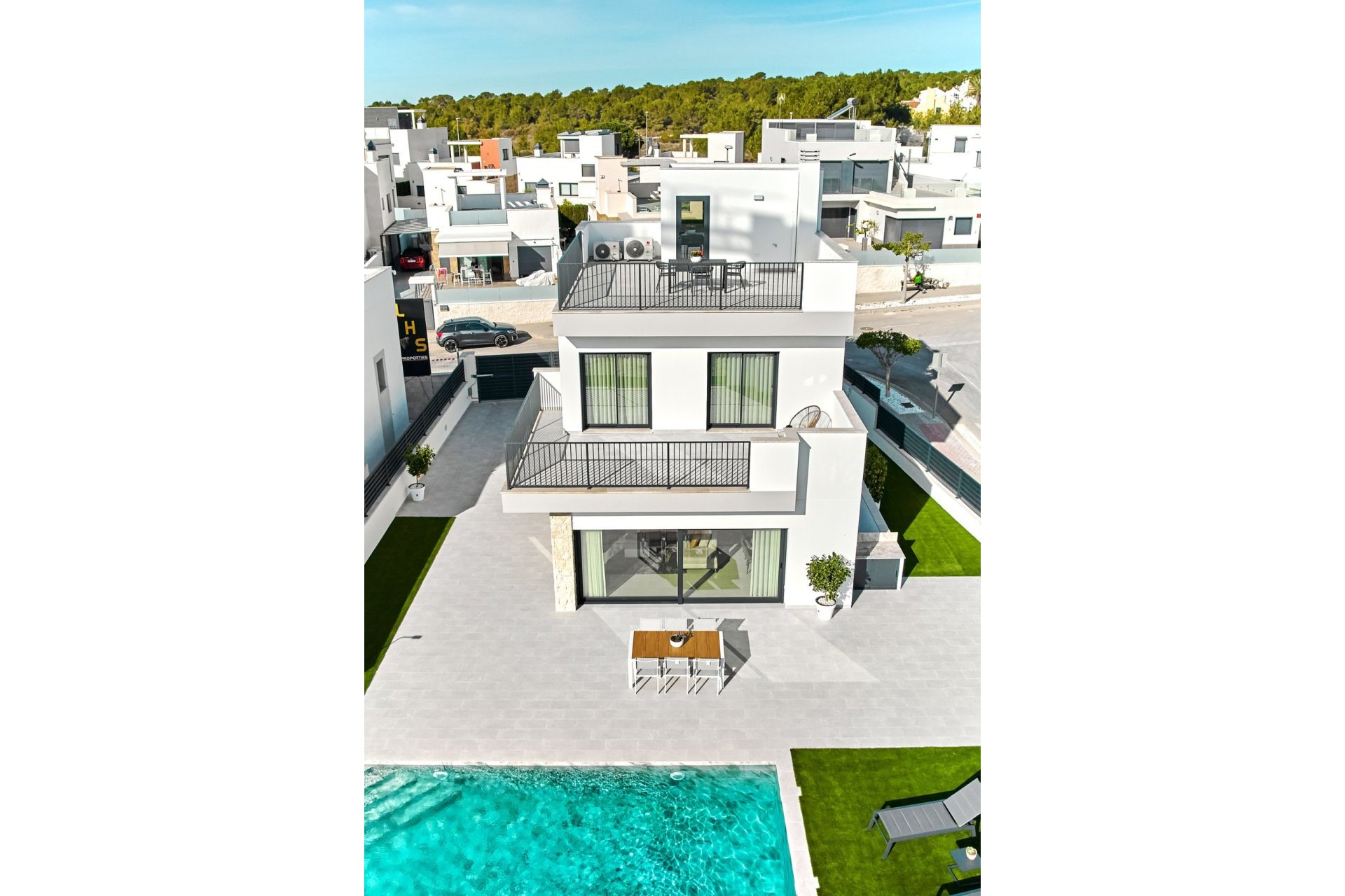 Resale - House - San Miguel de Salinas