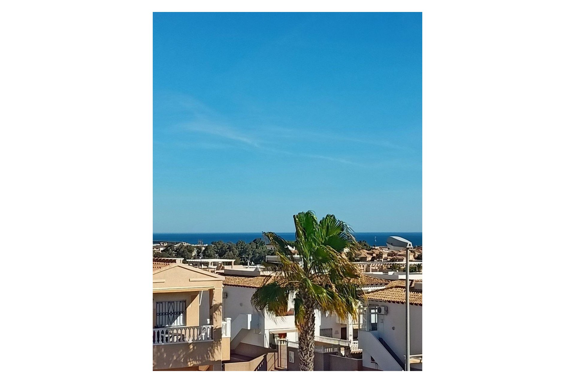 Resale - Villa - Orihuela Costa - Punta Prima