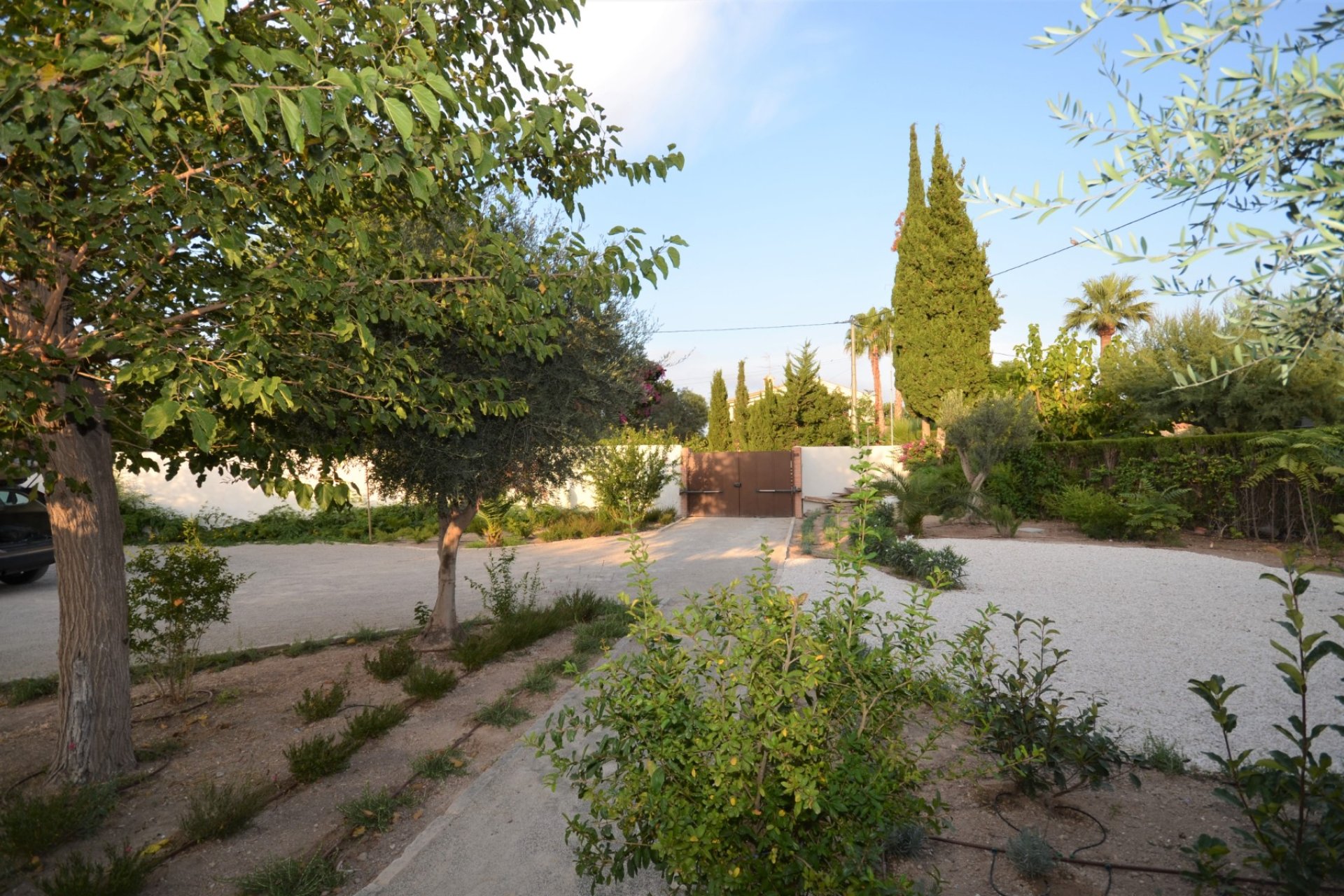 Resale - Villa - San Juan de Alicante