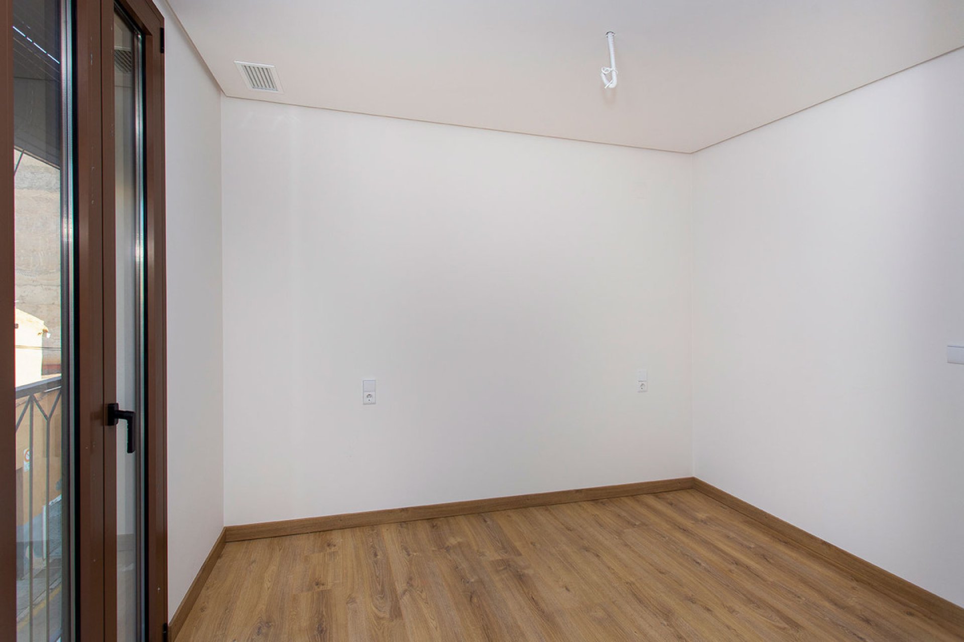 Reventa - Apartamento / piso - Hondón de las Nieves