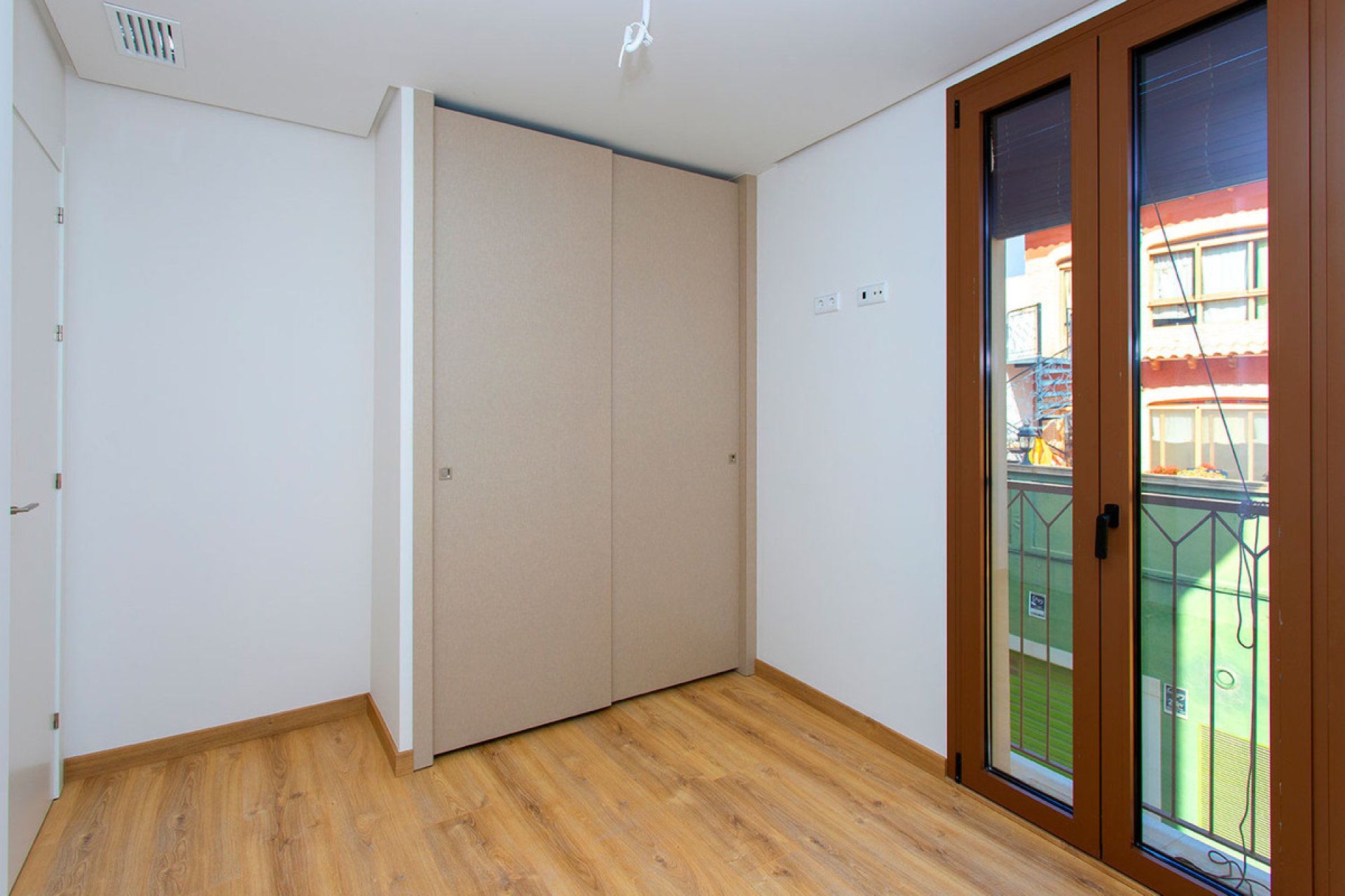 Reventa - Apartamento / piso - Hondón de las Nieves