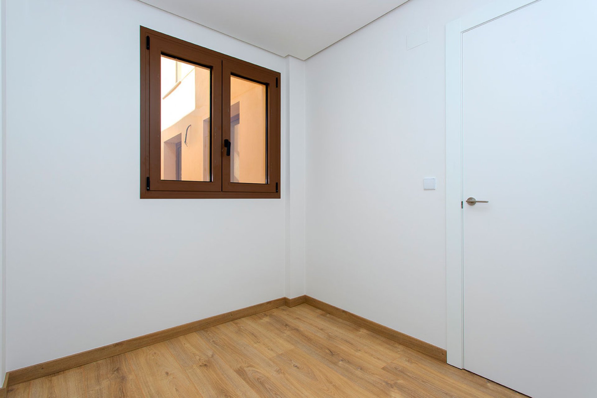 Reventa - Apartamento / piso - Hondón de las Nieves