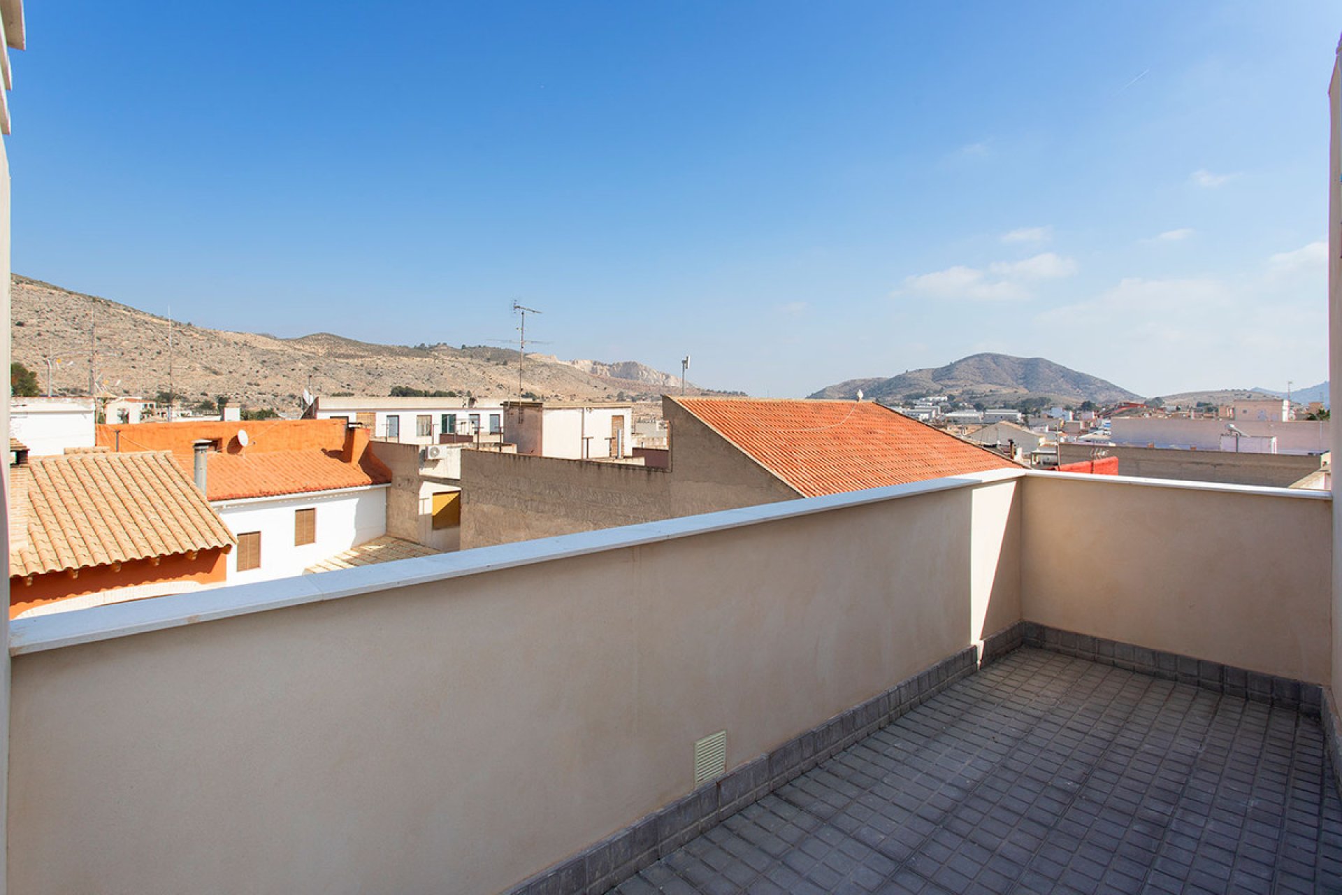 Reventa - Apartamento / piso - Hondón de las Nieves