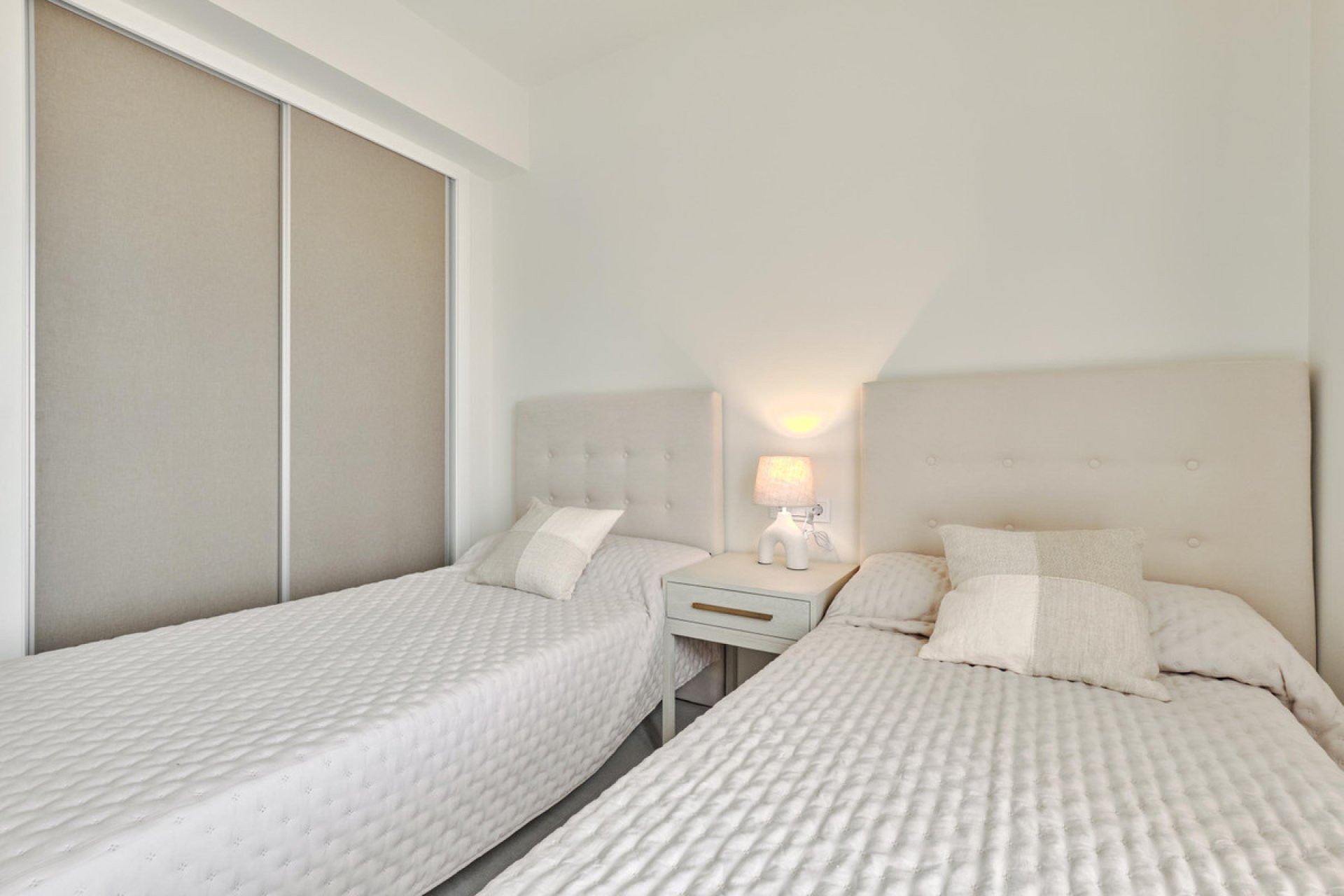 Reventa - Apartamento / piso - Torrevieja