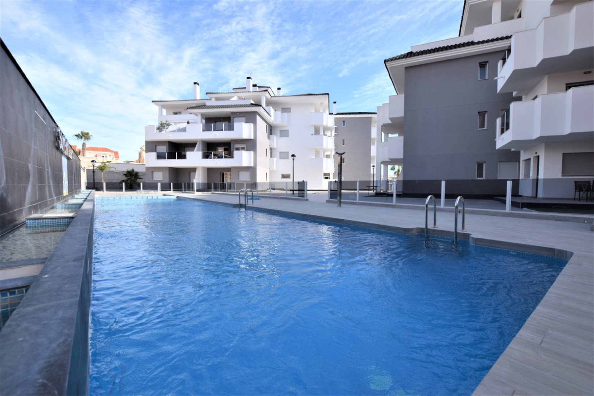 Revente - Appartement - Villamartin