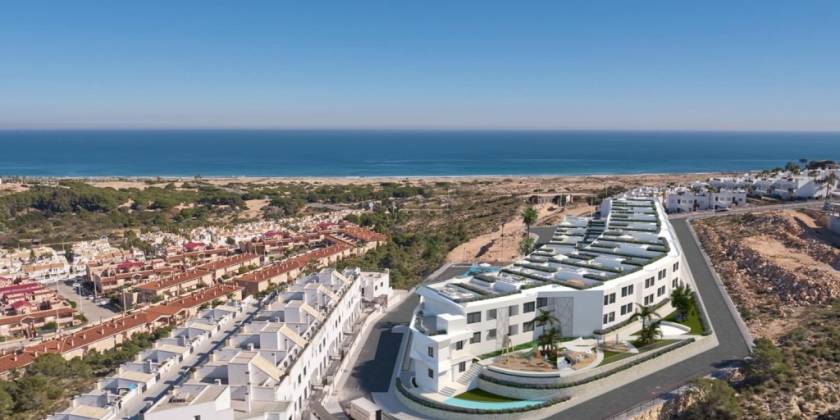 Descubre Gran Alacant: Tu Destino Ideal para Comprar Propiedades en la Costa Blanca