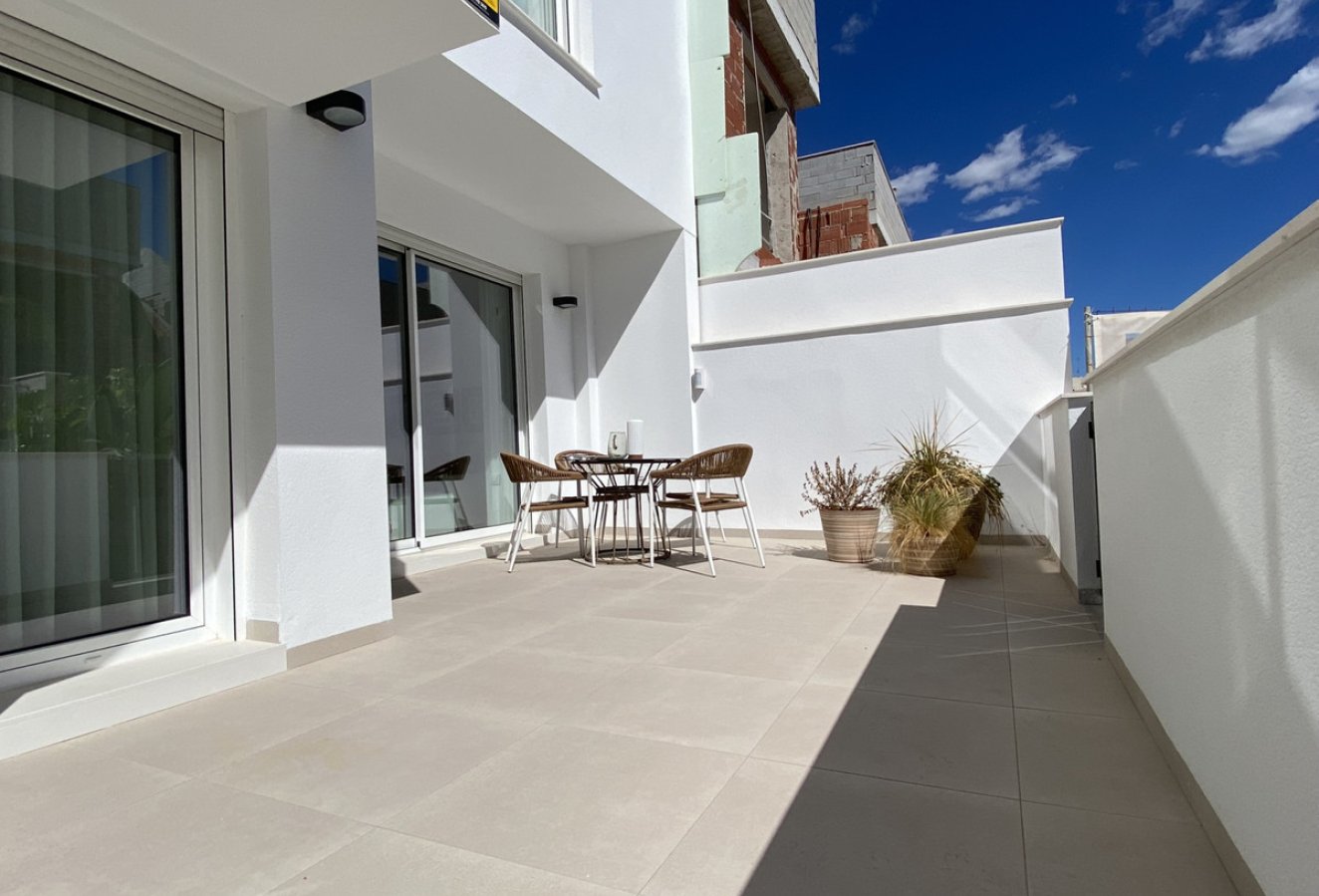 Reventa - Apartamento / piso - Pilar de la Horadada