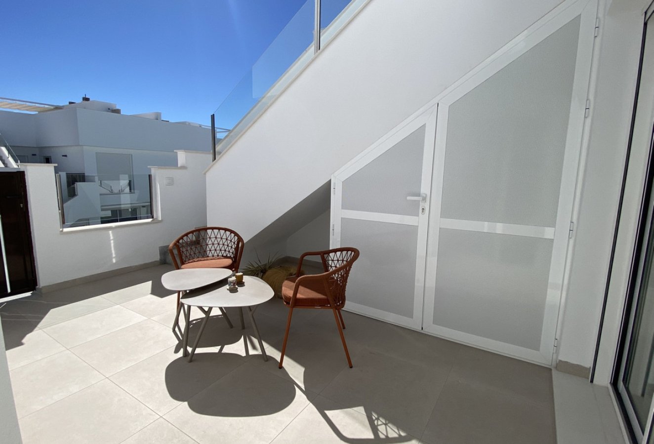 Reventa - Apartamento / piso - Pilar de la Horadada