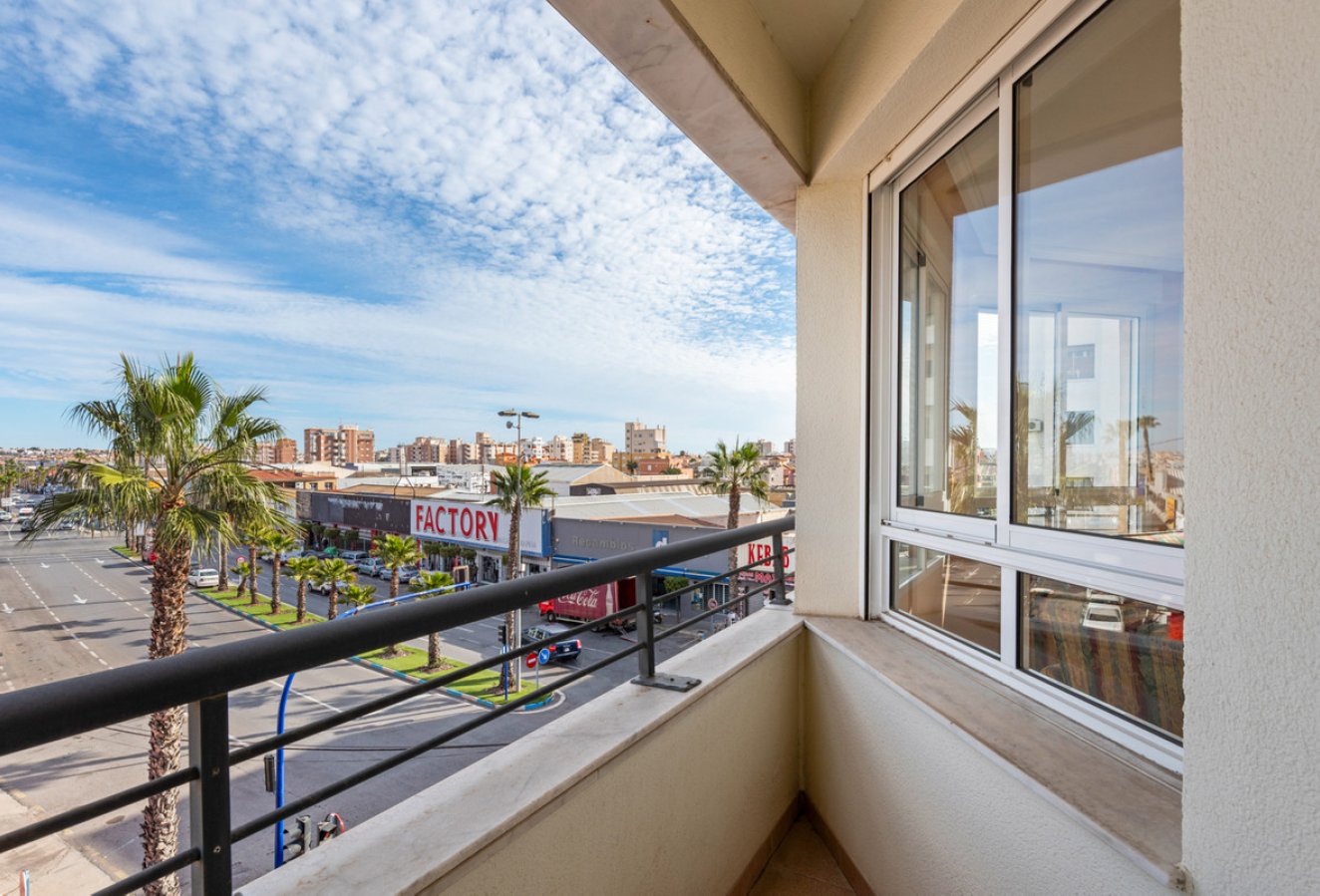 Reventa - Apartamento / piso - Torrevieja