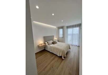 Obra nueva - Casa - La Finca Golf