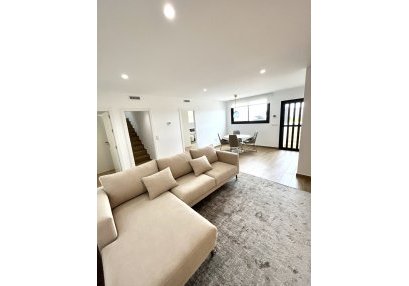 Obra nueva - Casa - La Finca Golf