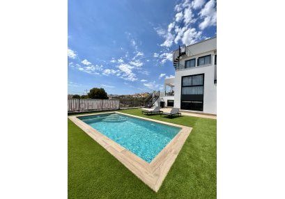 Obra nueva - Casa - La Finca Golf