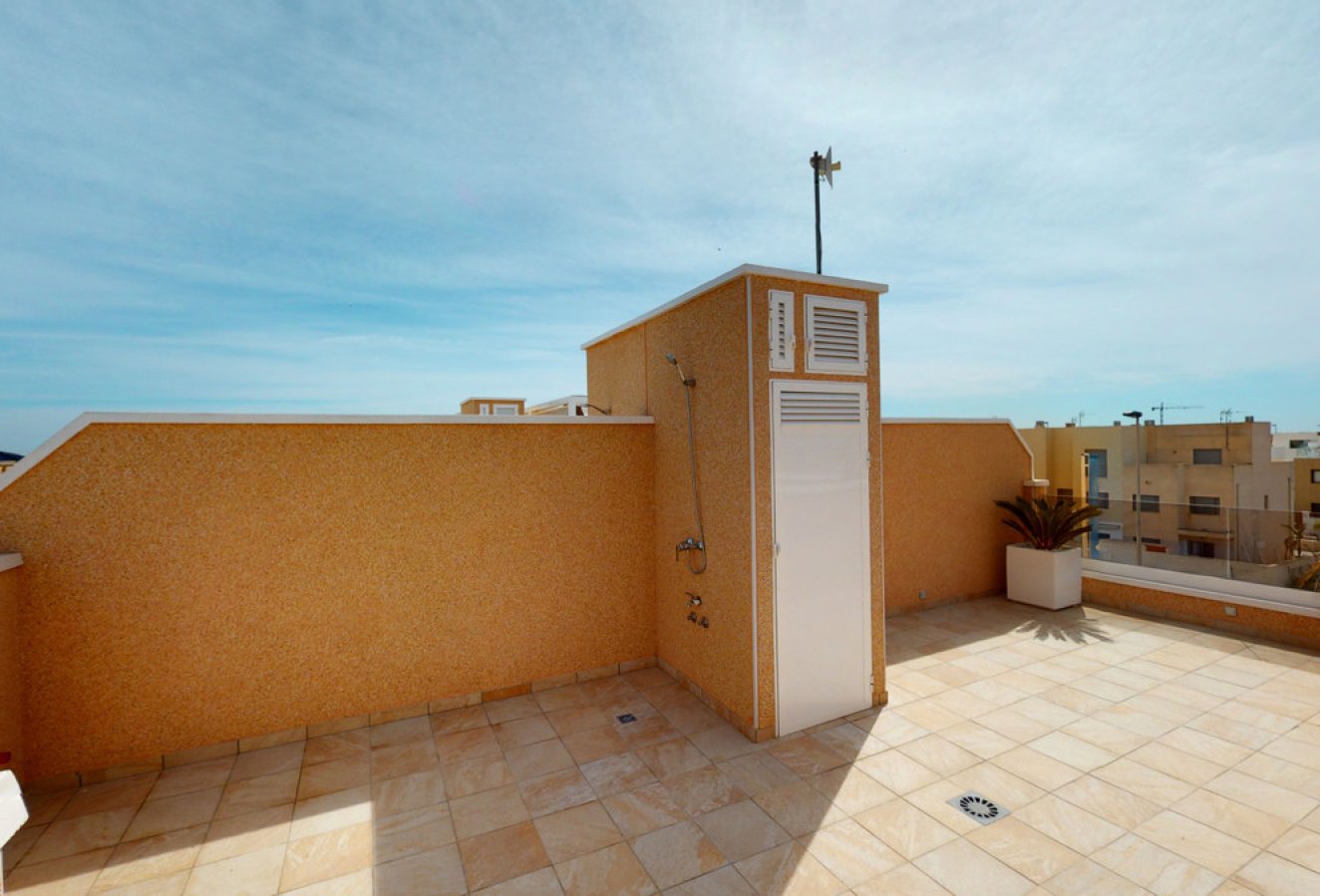 Obra nueva - Casa - Pilar de la Horadada