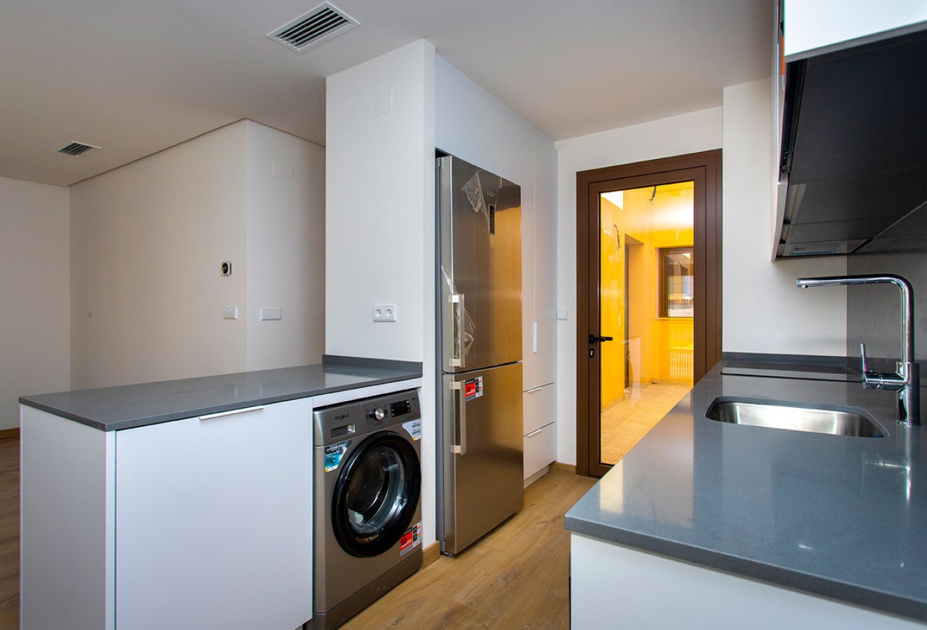 Reventa - Apartamento / piso - Hondón de las Nieves