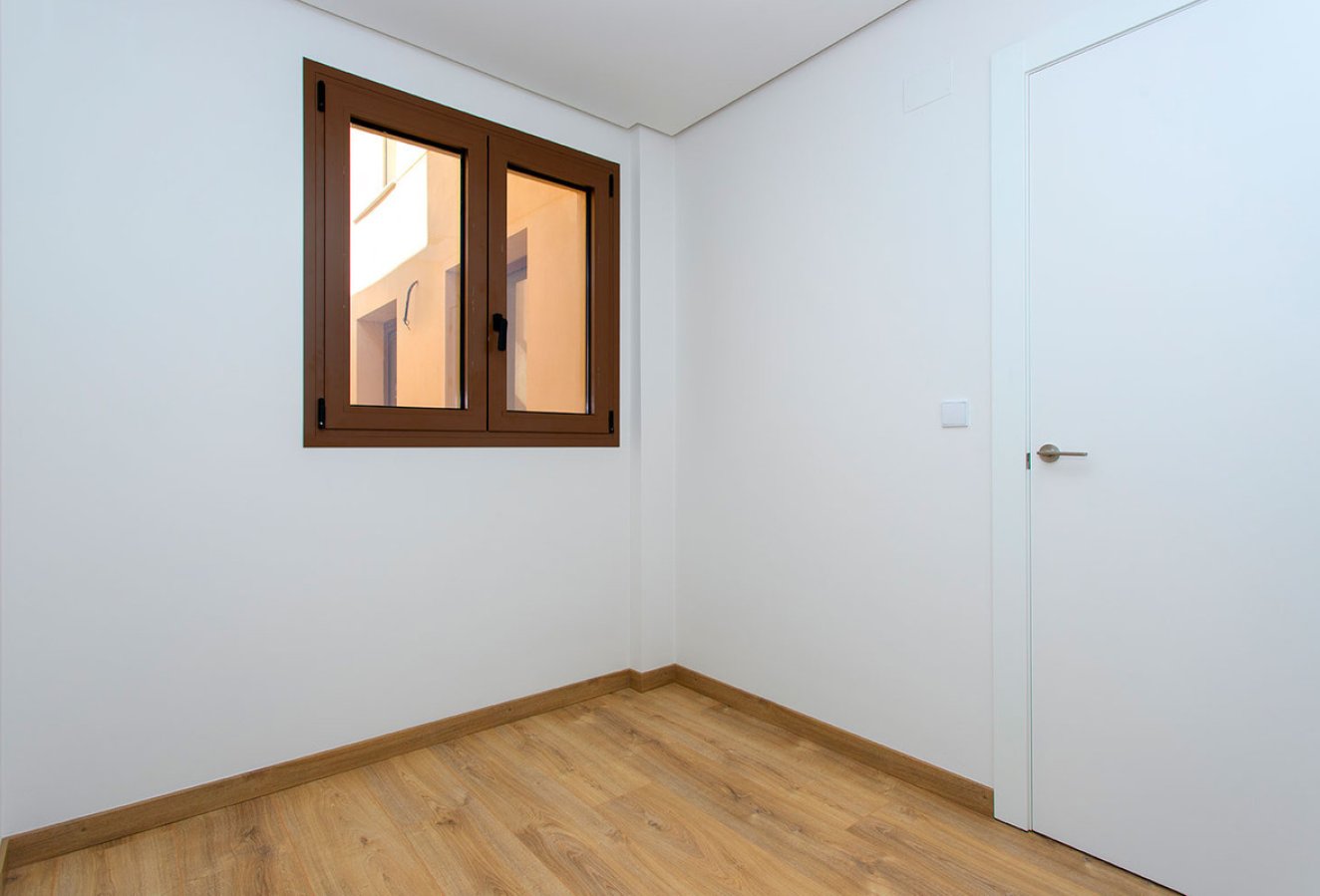 Reventa - Apartamento / piso - Hondón de las Nieves