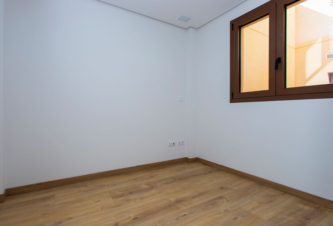 Reventa - Apartamento / piso - Hondón de las Nieves
