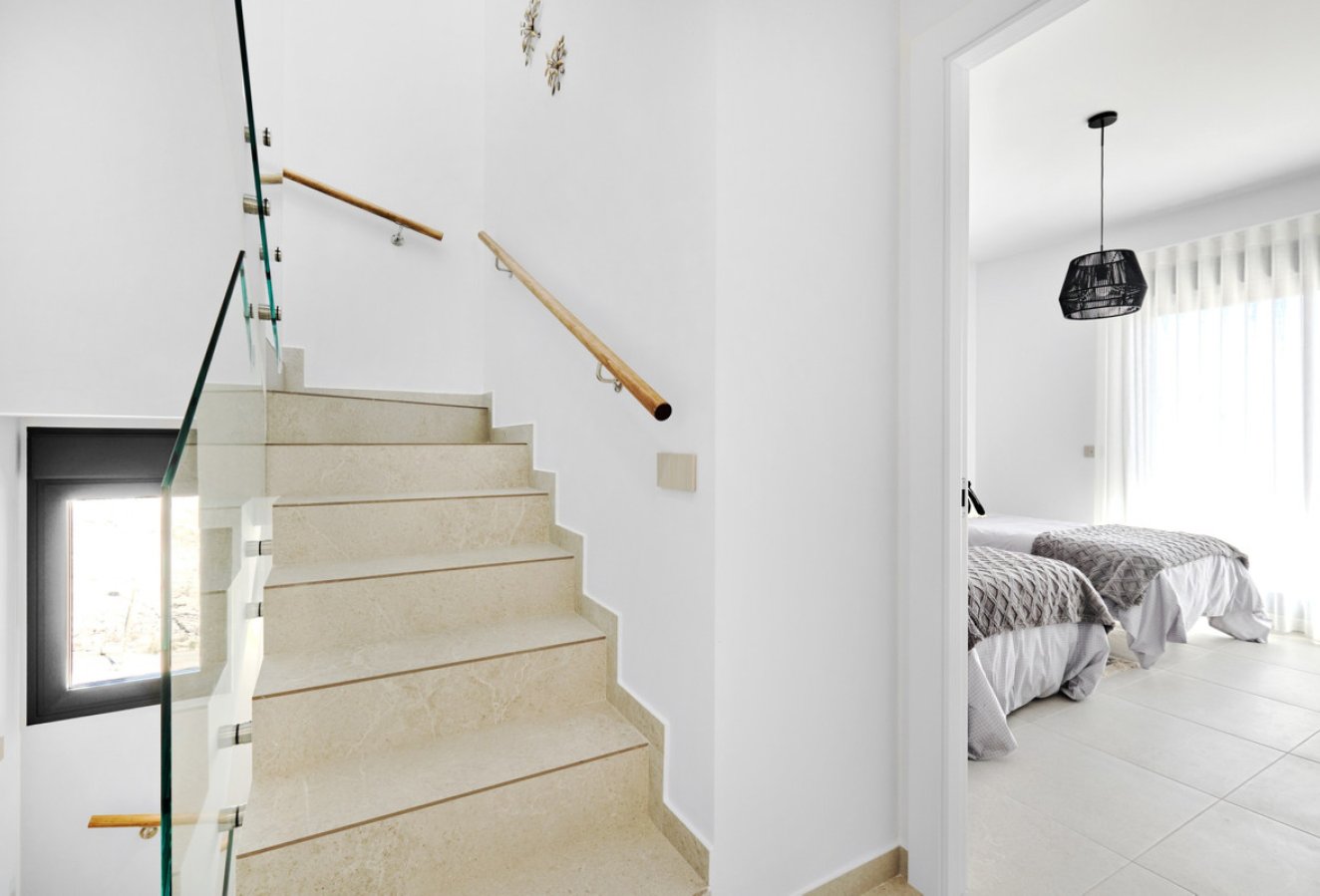 Resale - House - San Miguel de Salinas
