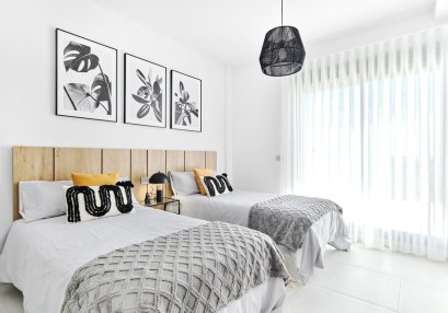 Resale - House - San Miguel de Salinas