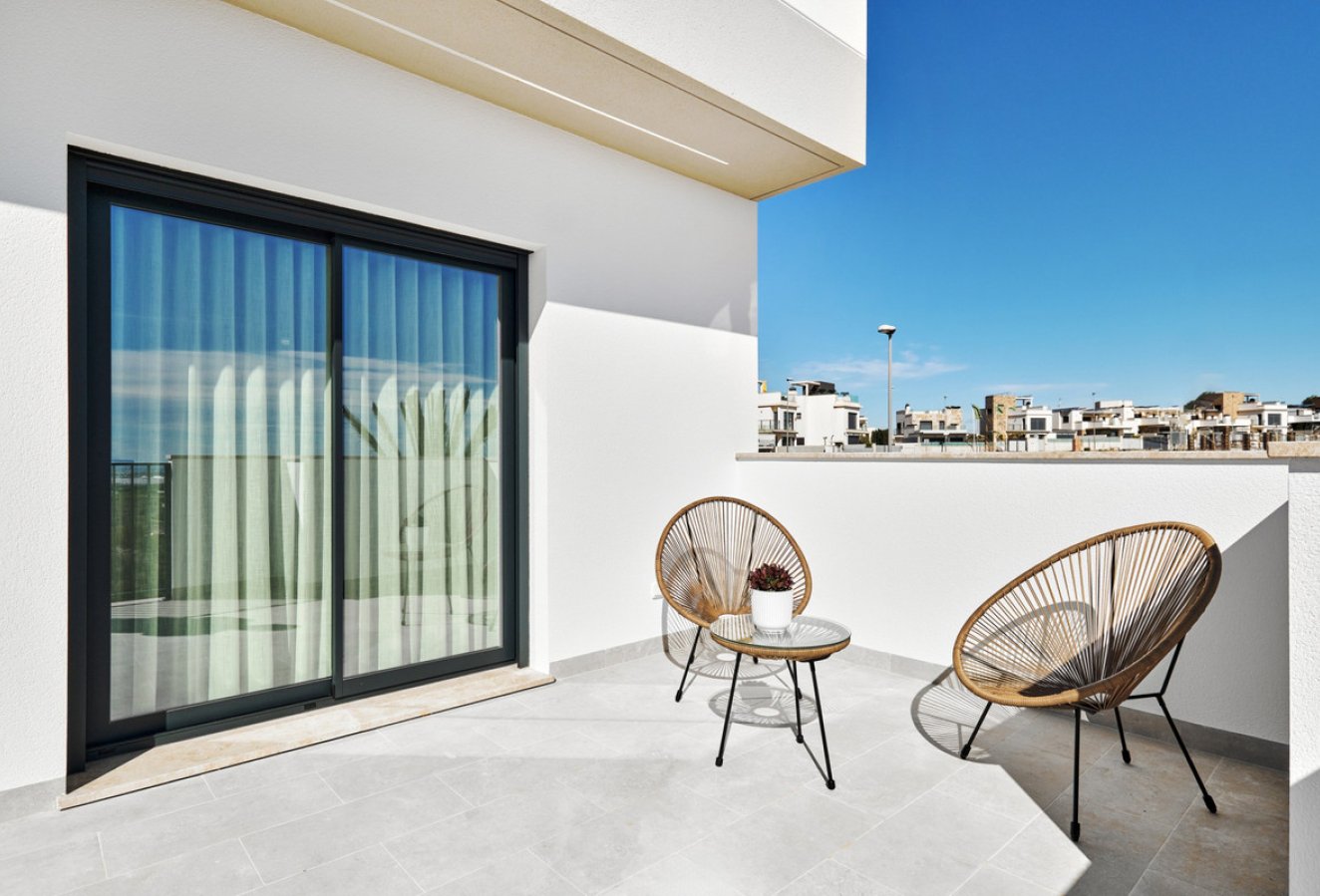 Resale - House - San Miguel de Salinas