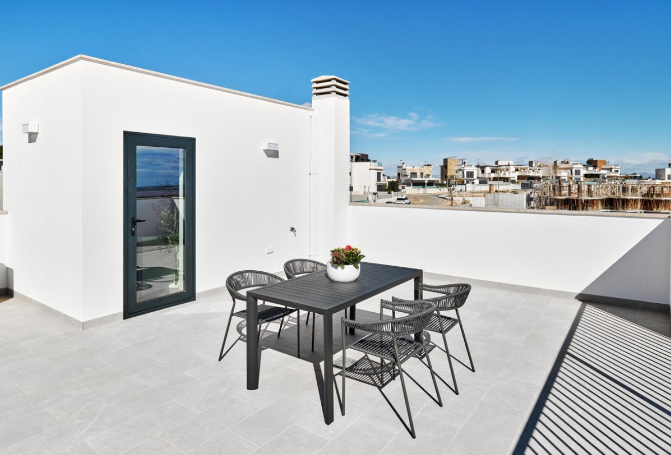 Resale - House - San Miguel de Salinas