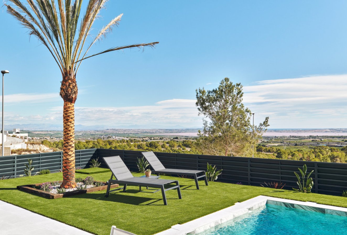 Resale - House - San Miguel de Salinas