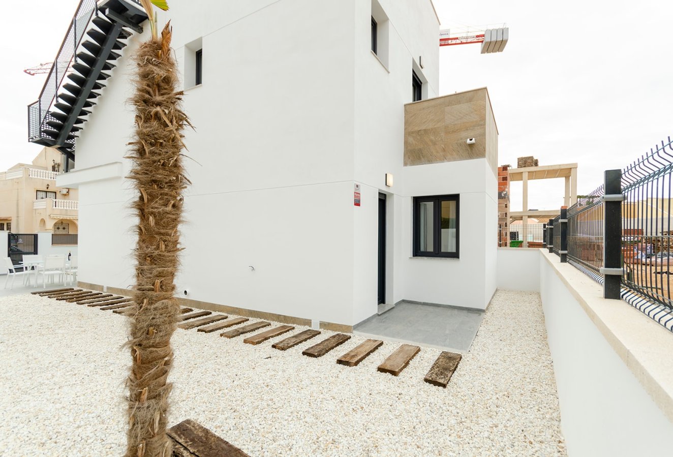 Obra nueva - Villa - Torrevieja - Torreta III