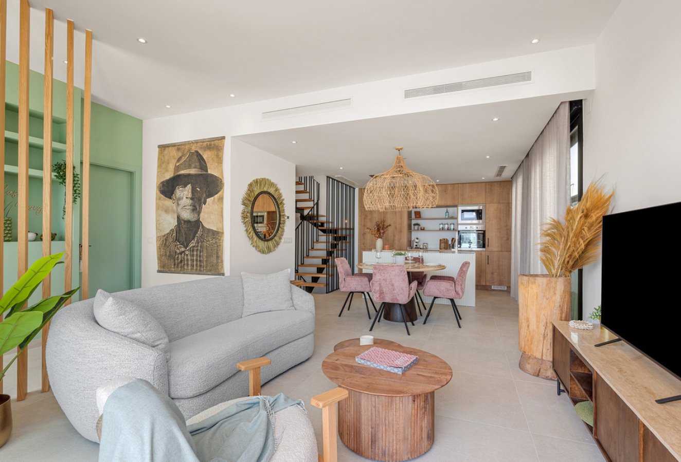 Resale - House - Dolores