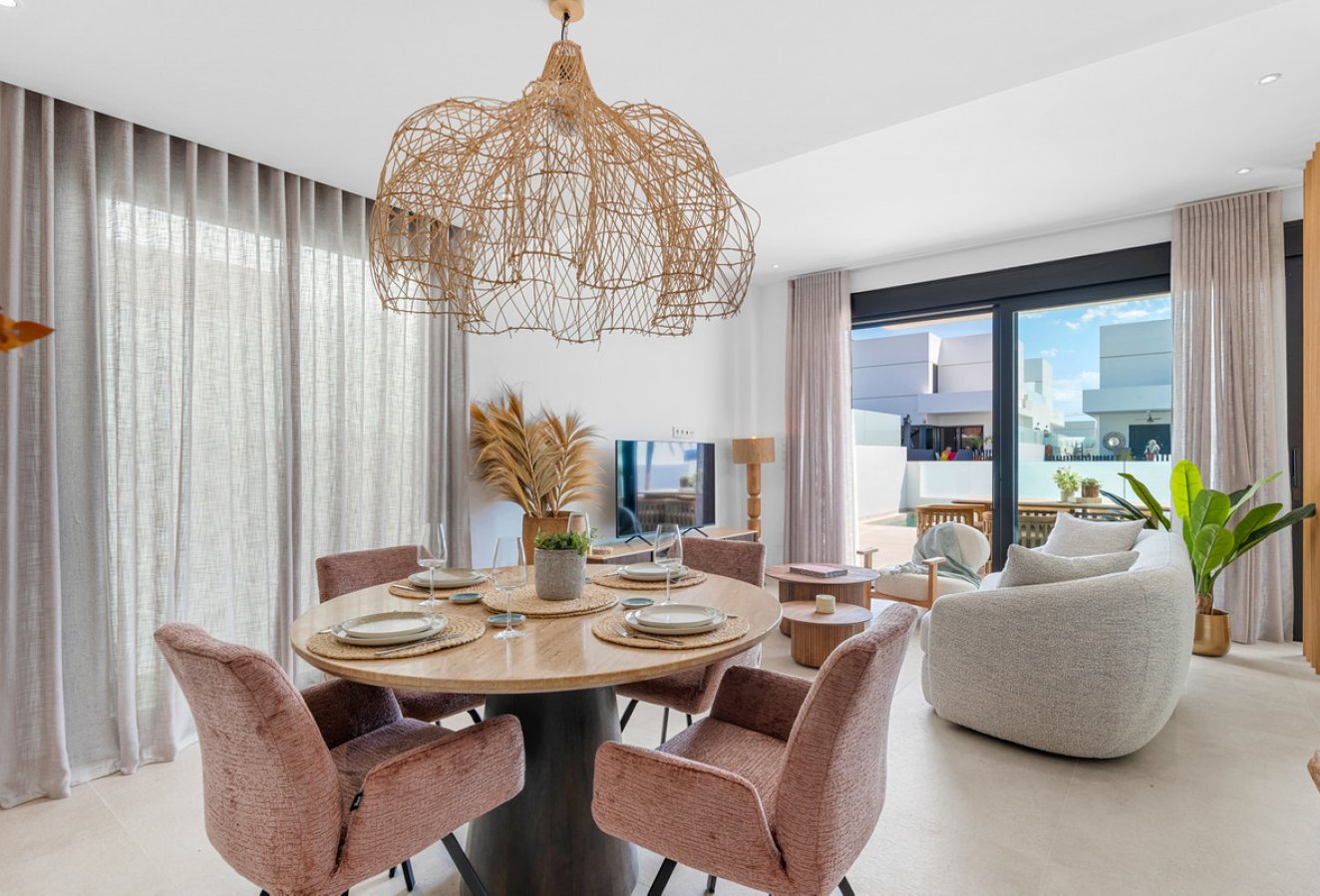 Resale - House - Dolores