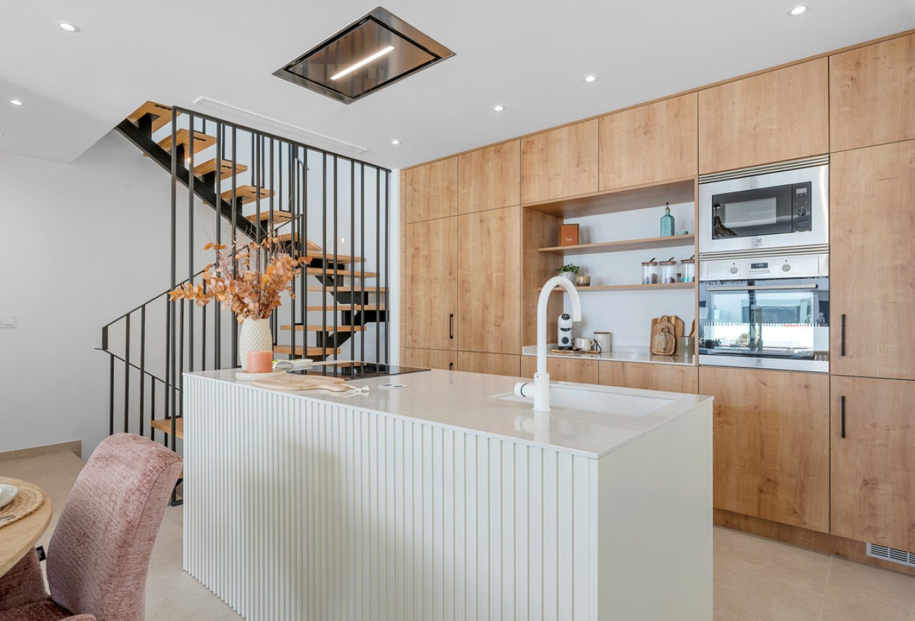 Resale - House - Dolores