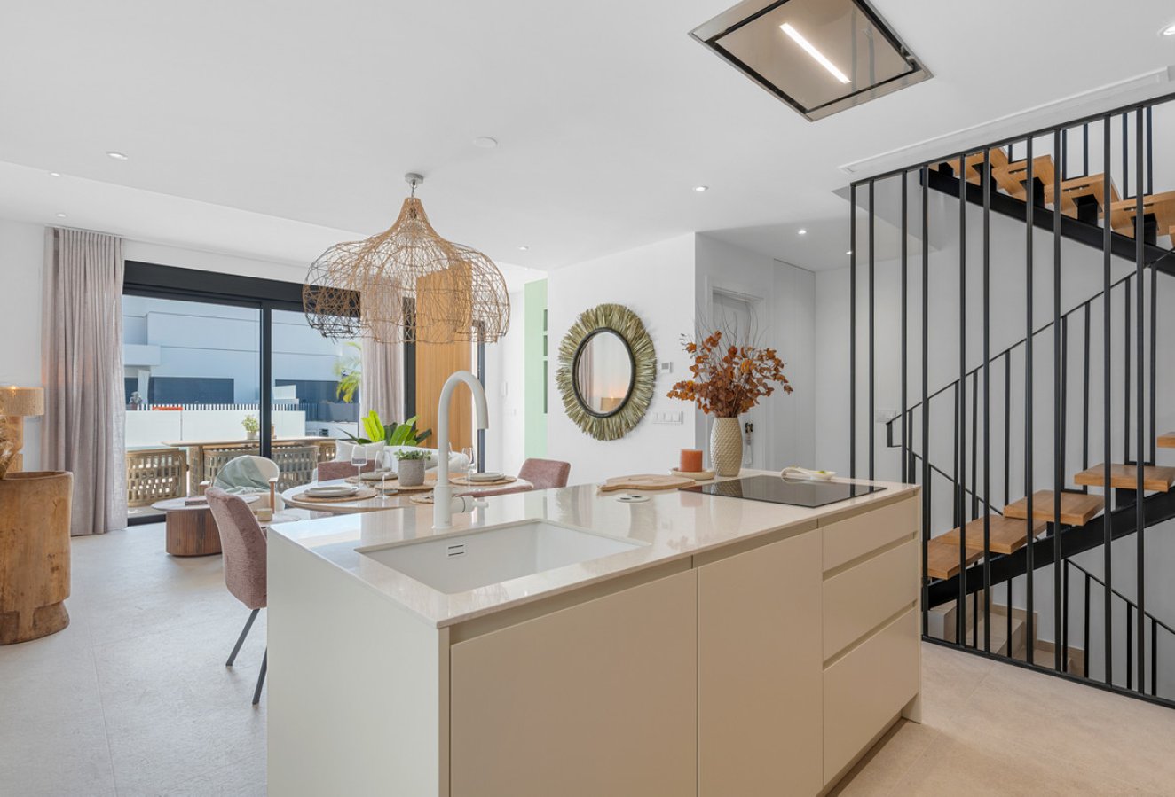 Resale - House - Dolores