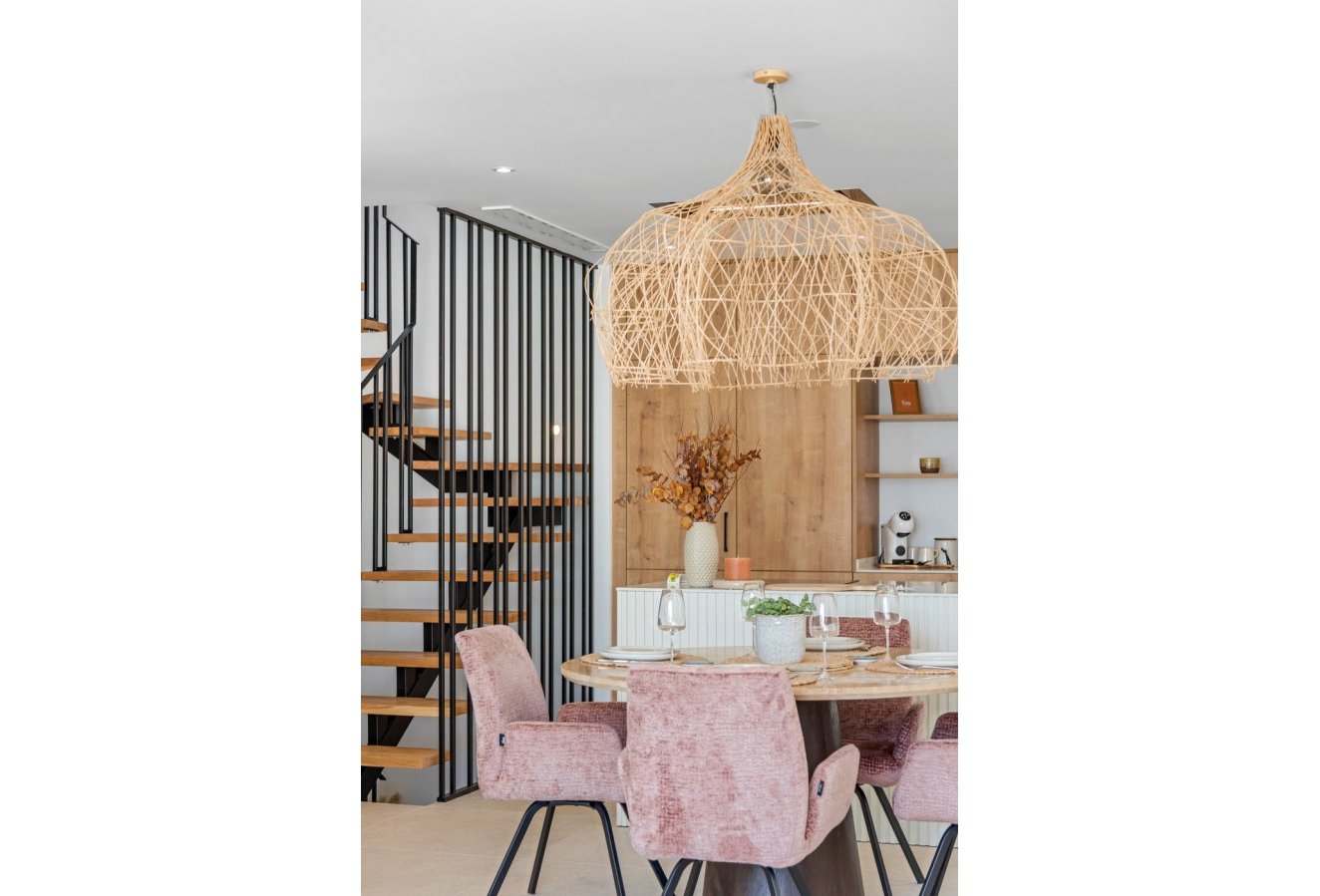 Resale - House - Dolores