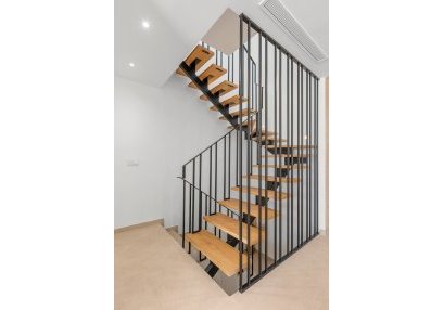 Resale - House - Dolores