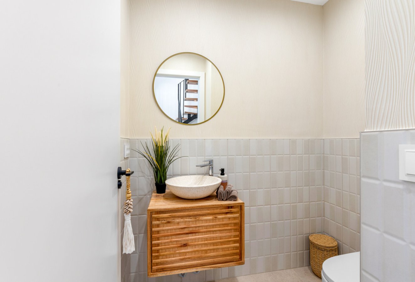 Resale - House - Dolores