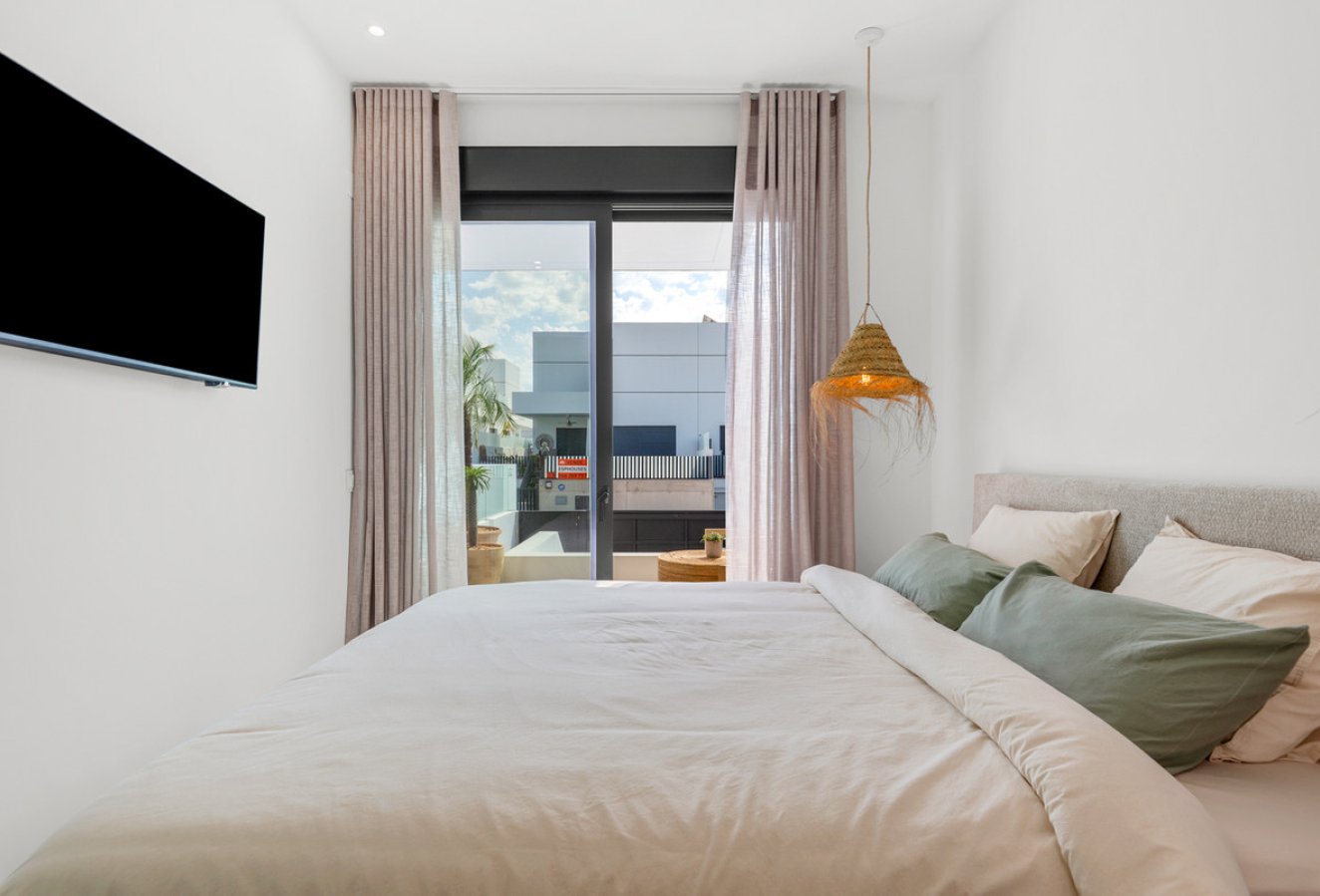 Resale - House - Dolores