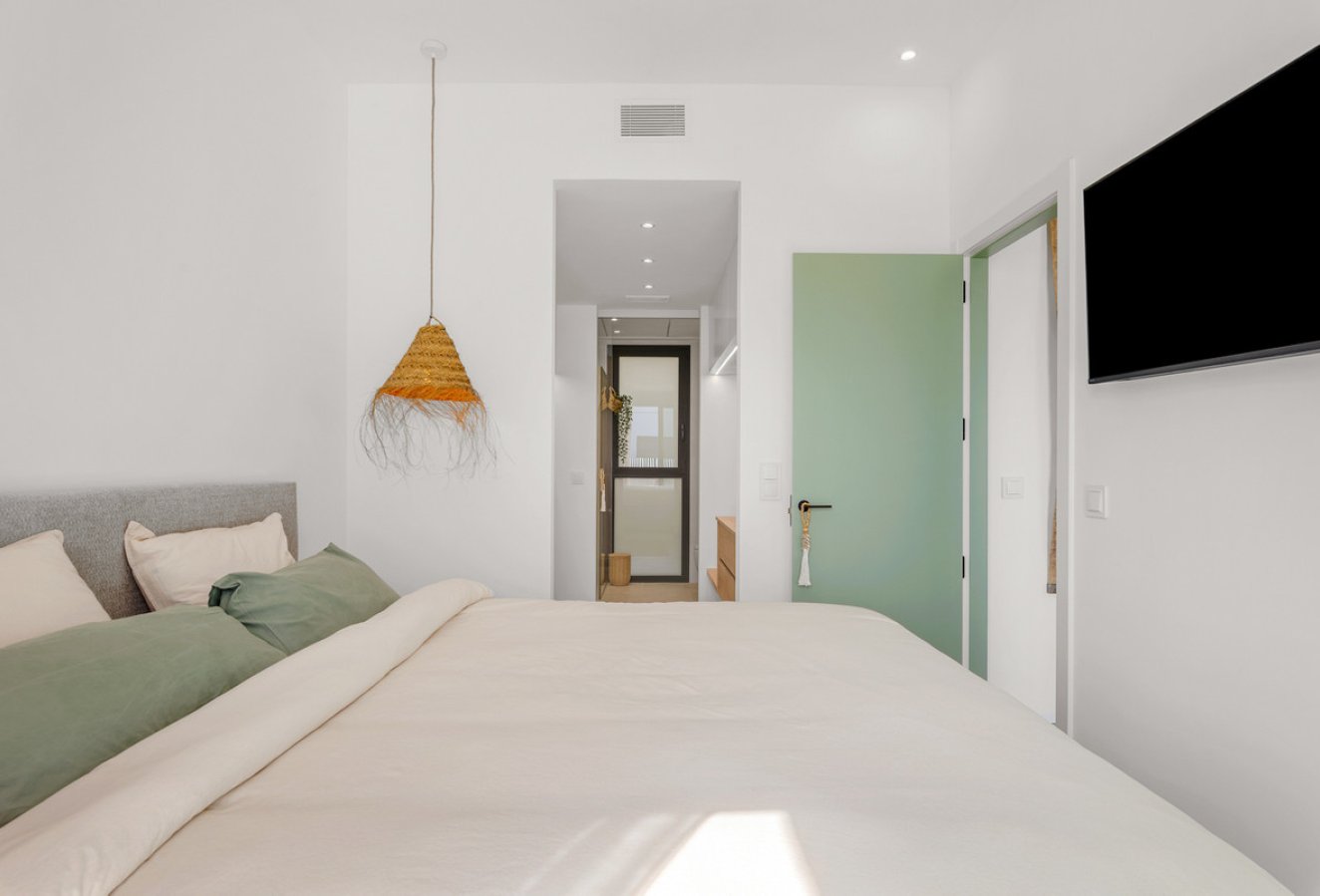 Resale - House - Dolores