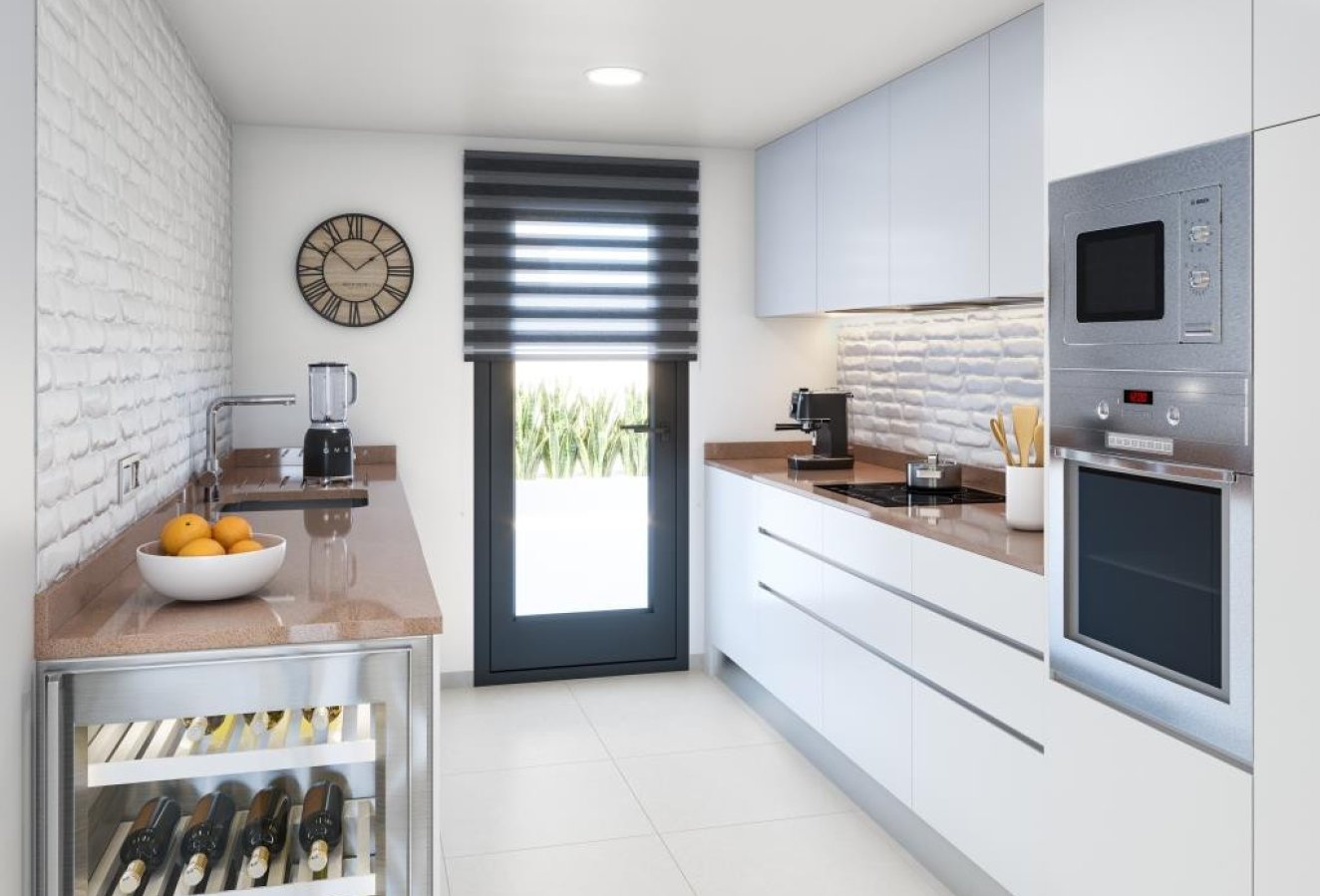 Resale - House - La Marina